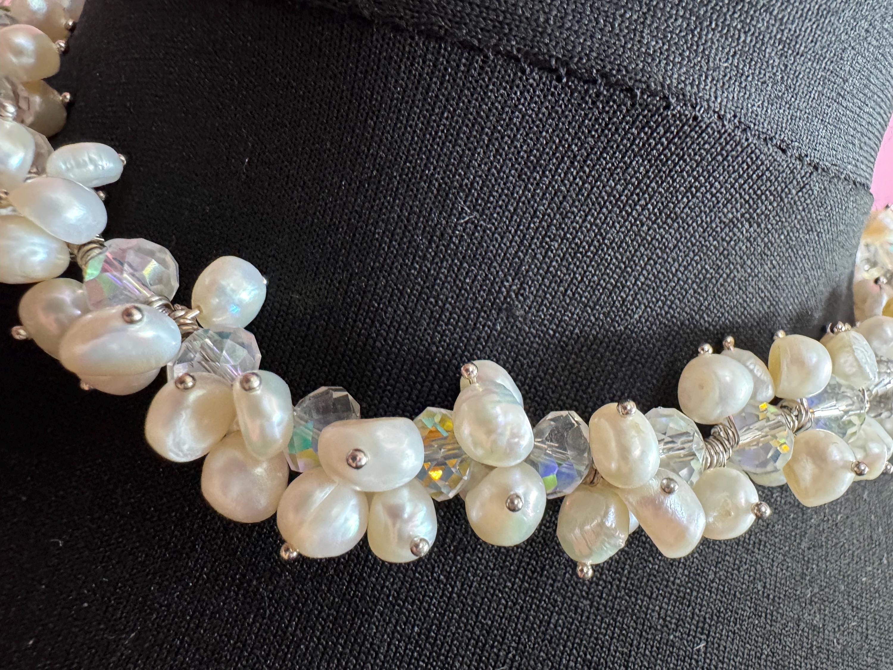Vintage cream genuine freshwater pearl cluster bead choker necklace with faceted glass beads and captains clasp