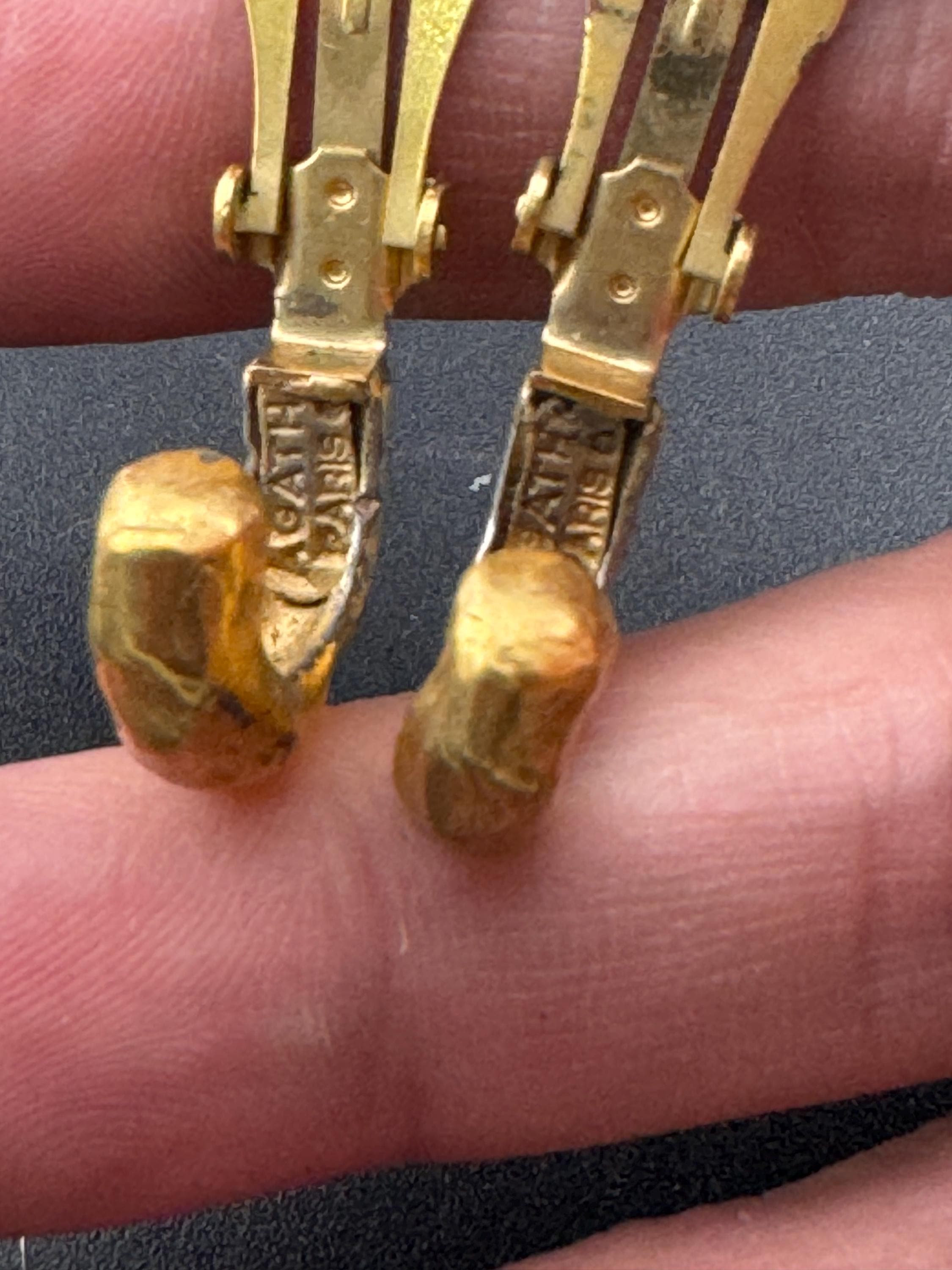 Signed AGATHA PARIS Vintage versatile Gold tone hoop and faux pearl hearts clip on earrings