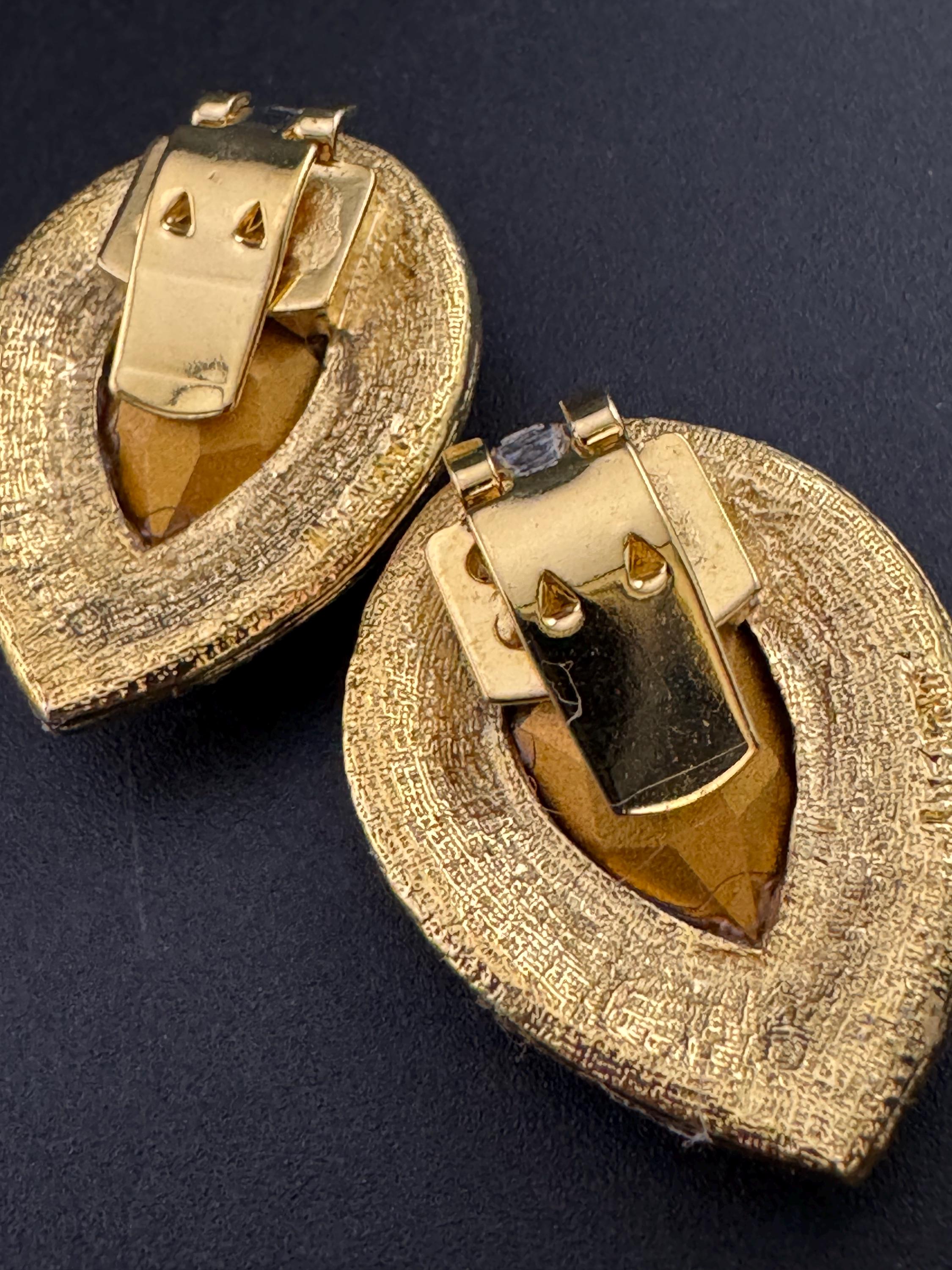 Vintage Art Deco Swarovski Crystal Shoe Clips: Sapphire Bluette Pair