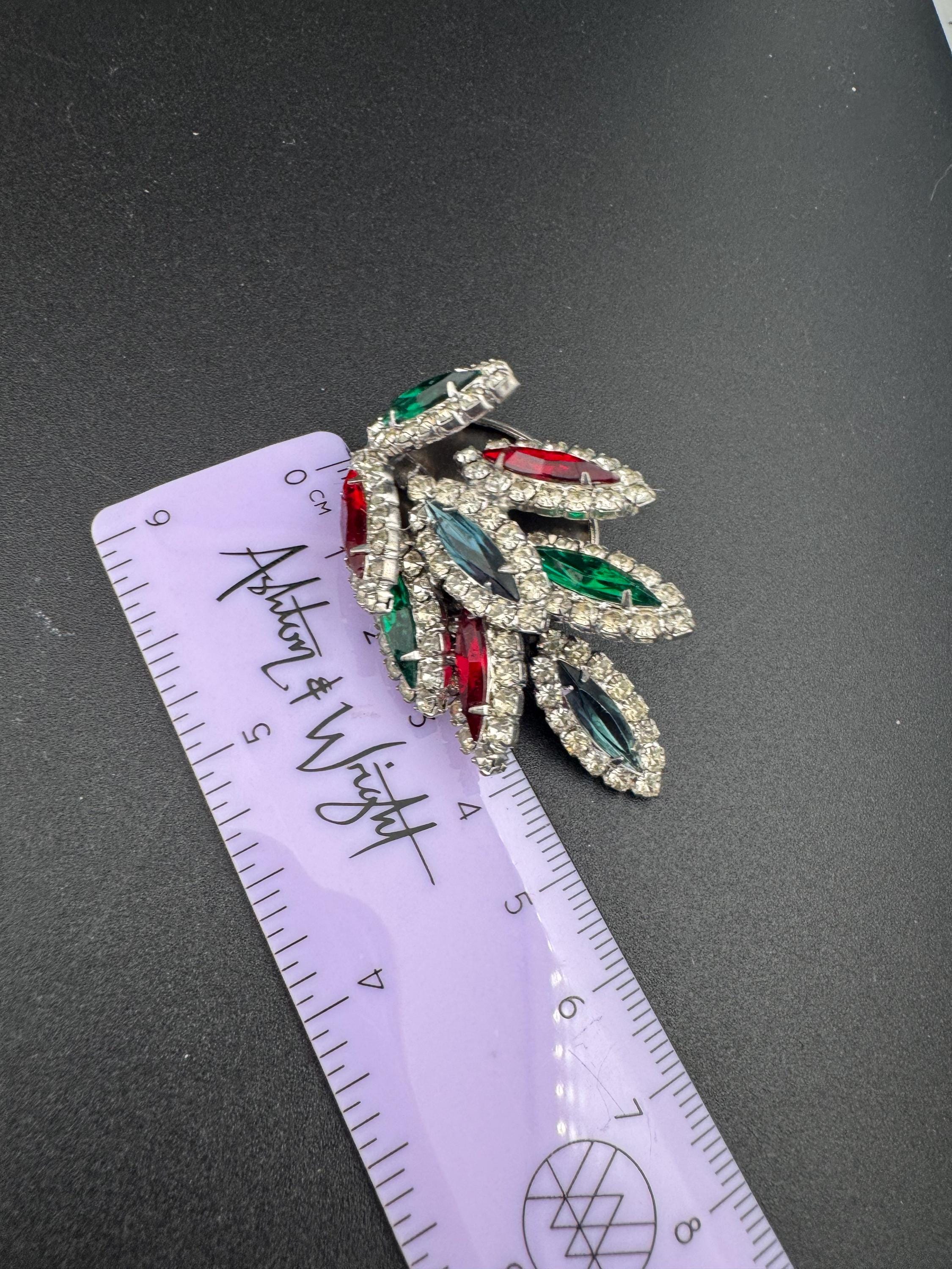 Vintage showstopping emerald ruby and sapphire with clear diamanté Clip On silver tone leaf drop big clip on Earrings silvertone