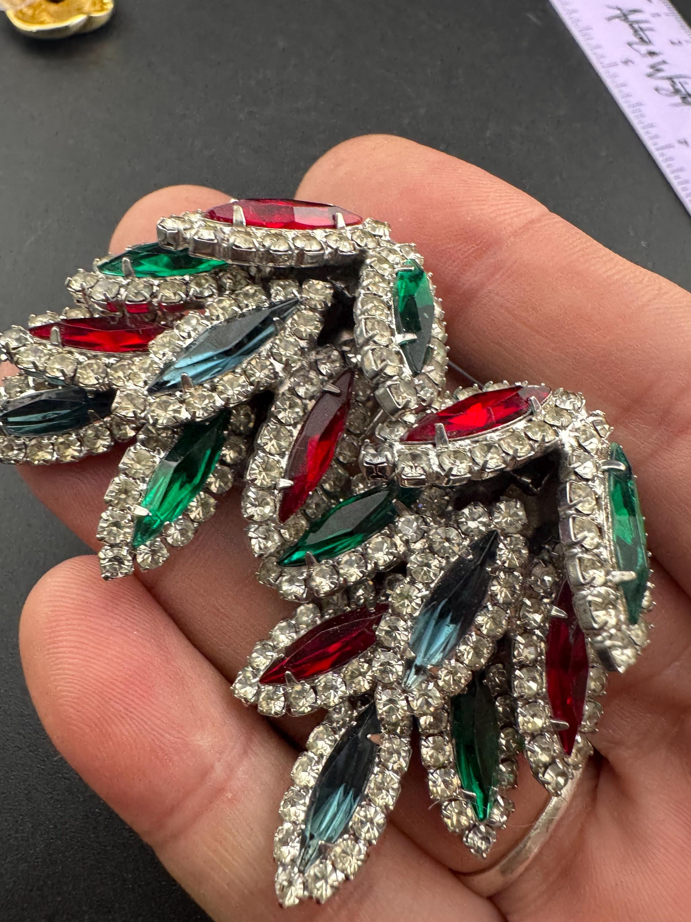 Vintage showstopping emerald ruby and sapphire with clear diamanté Clip On silver tone leaf drop big clip on Earrings silvertone