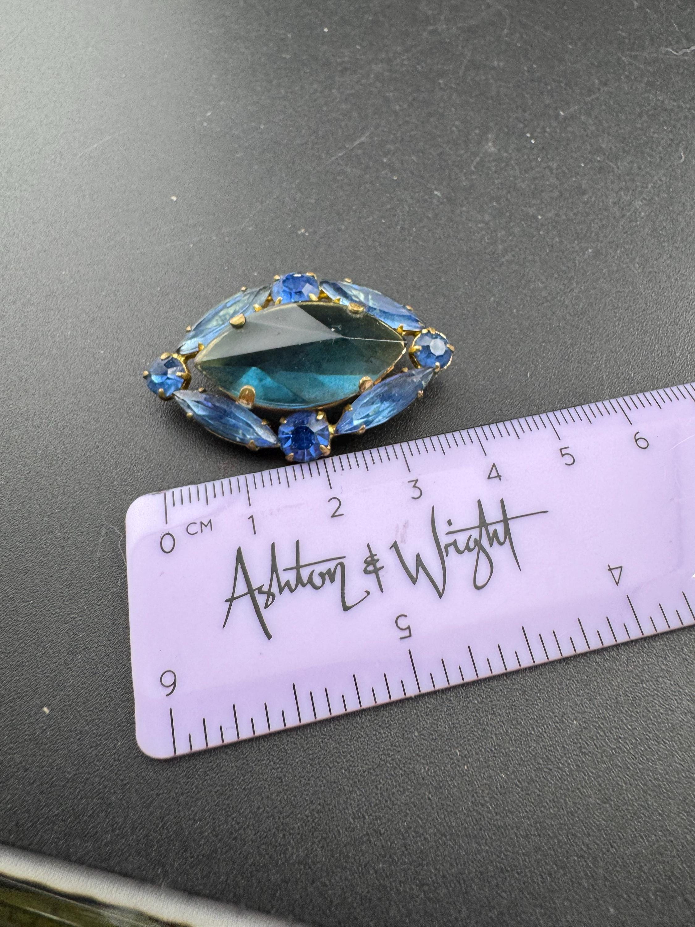 Vintage Blue Cut Glass Brooch: Sapphire Diamanté Gold Tone