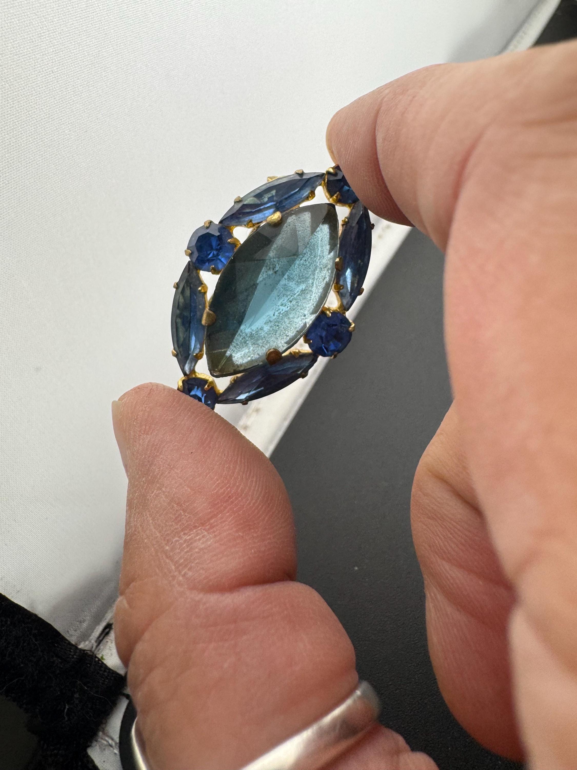Vintage Blue Cut Glass Brooch: Sapphire Diamanté Gold Tone