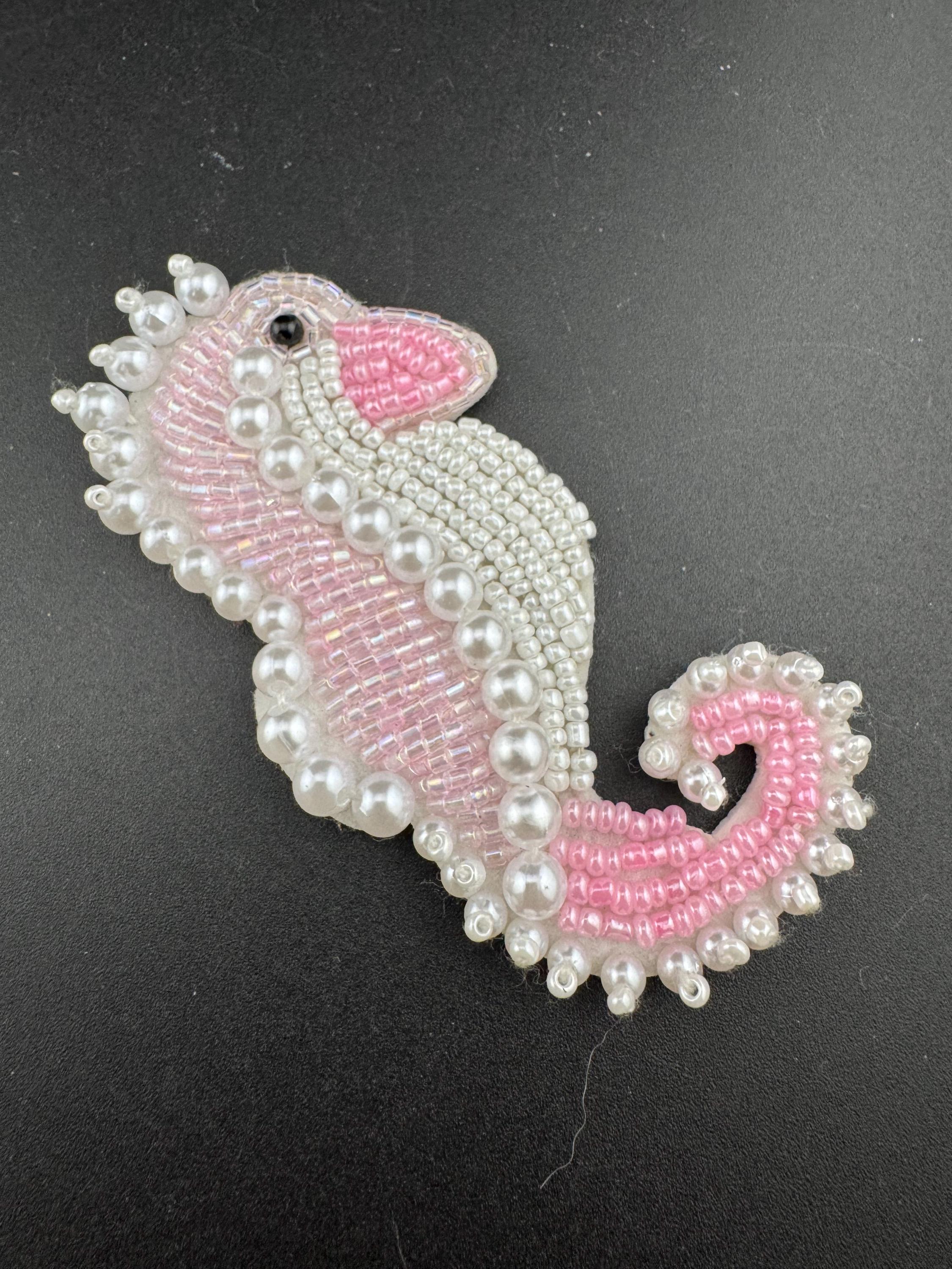 Large sew on faux pearl beaded pink and white seahorse patch 7cm tall pink seed beads nautical hippocampus patches appliqué
