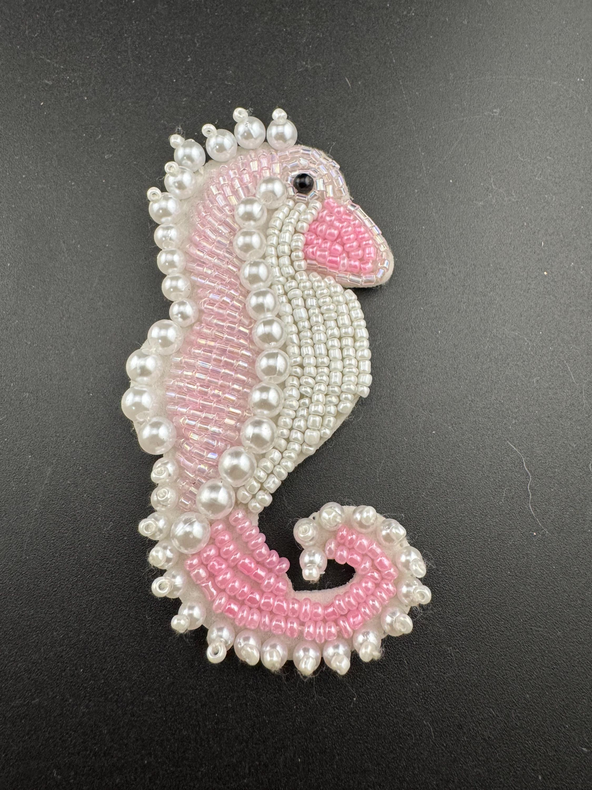 Large sew on faux pearl beaded pink and white seahorse patch 7cm tall pink seed beads nautical hippocampus patches appliqué