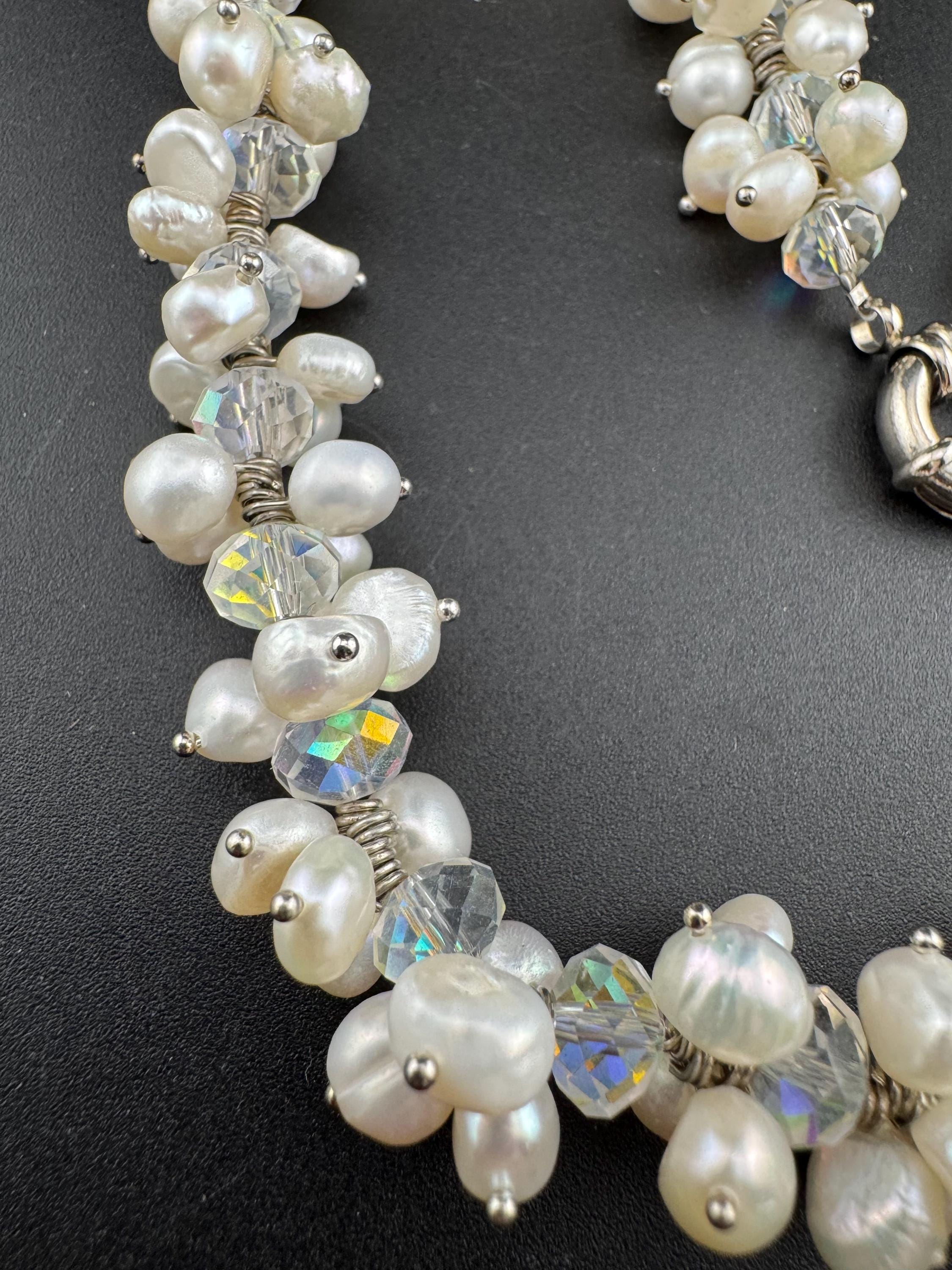 Vintage cream genuine freshwater pearl cluster bead choker necklace with faceted glass beads and captains clasp