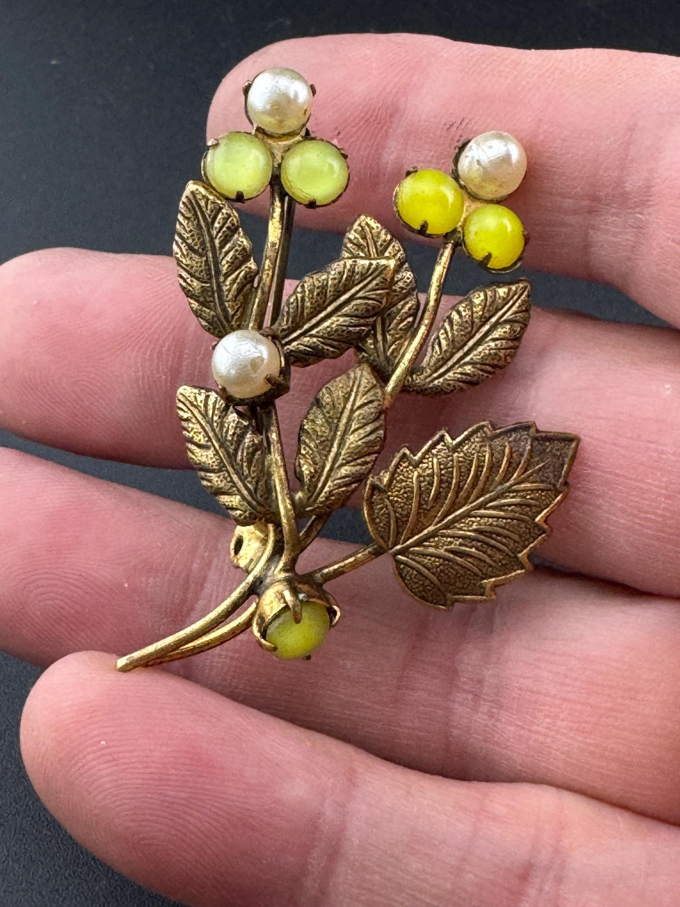 Art Deco Brass Leaf Brooch: Czech Faux Pearl Cabochons