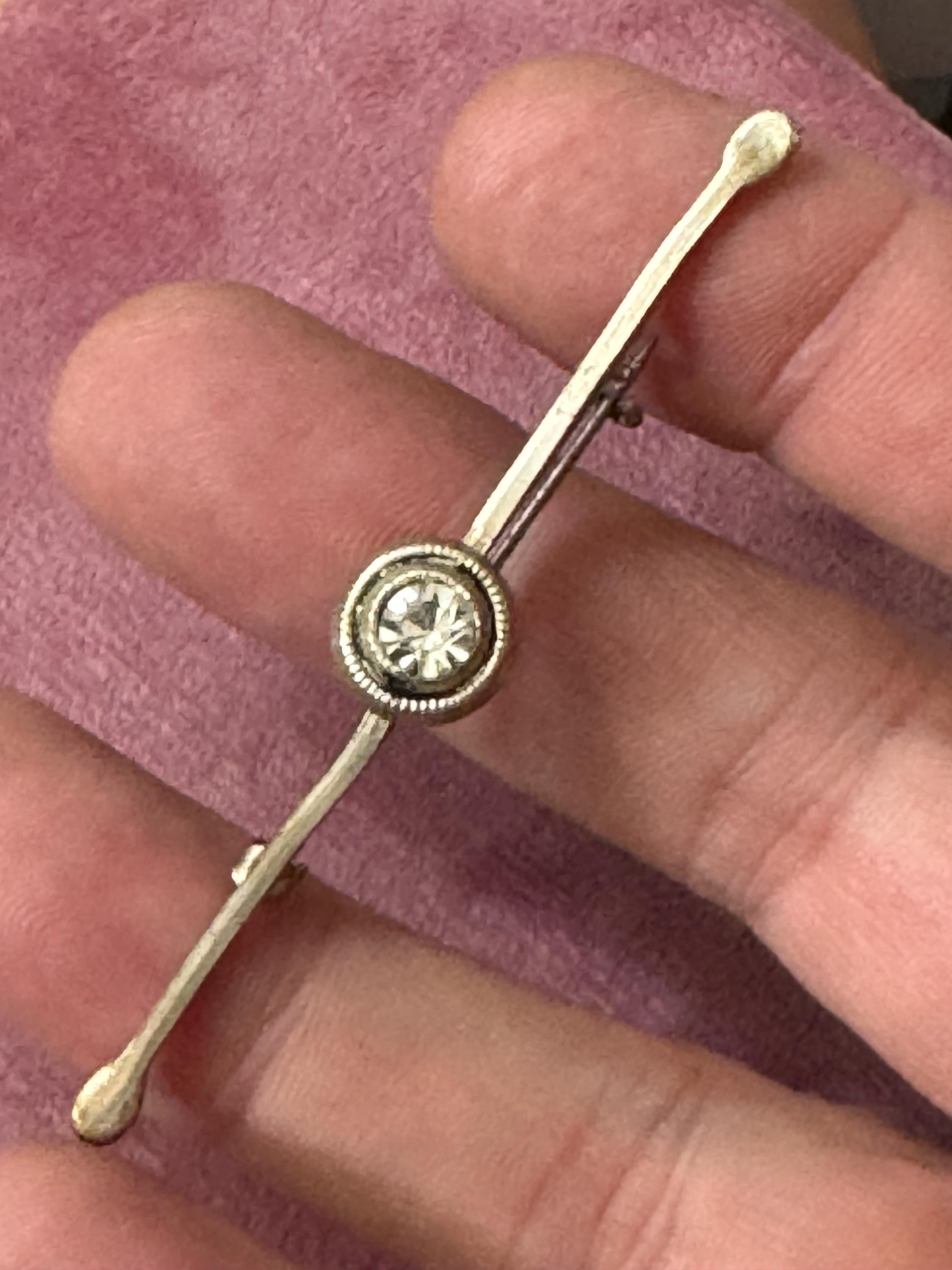 Vintage Silver tone clear dainty rhinestone Bar Brooch 7cm