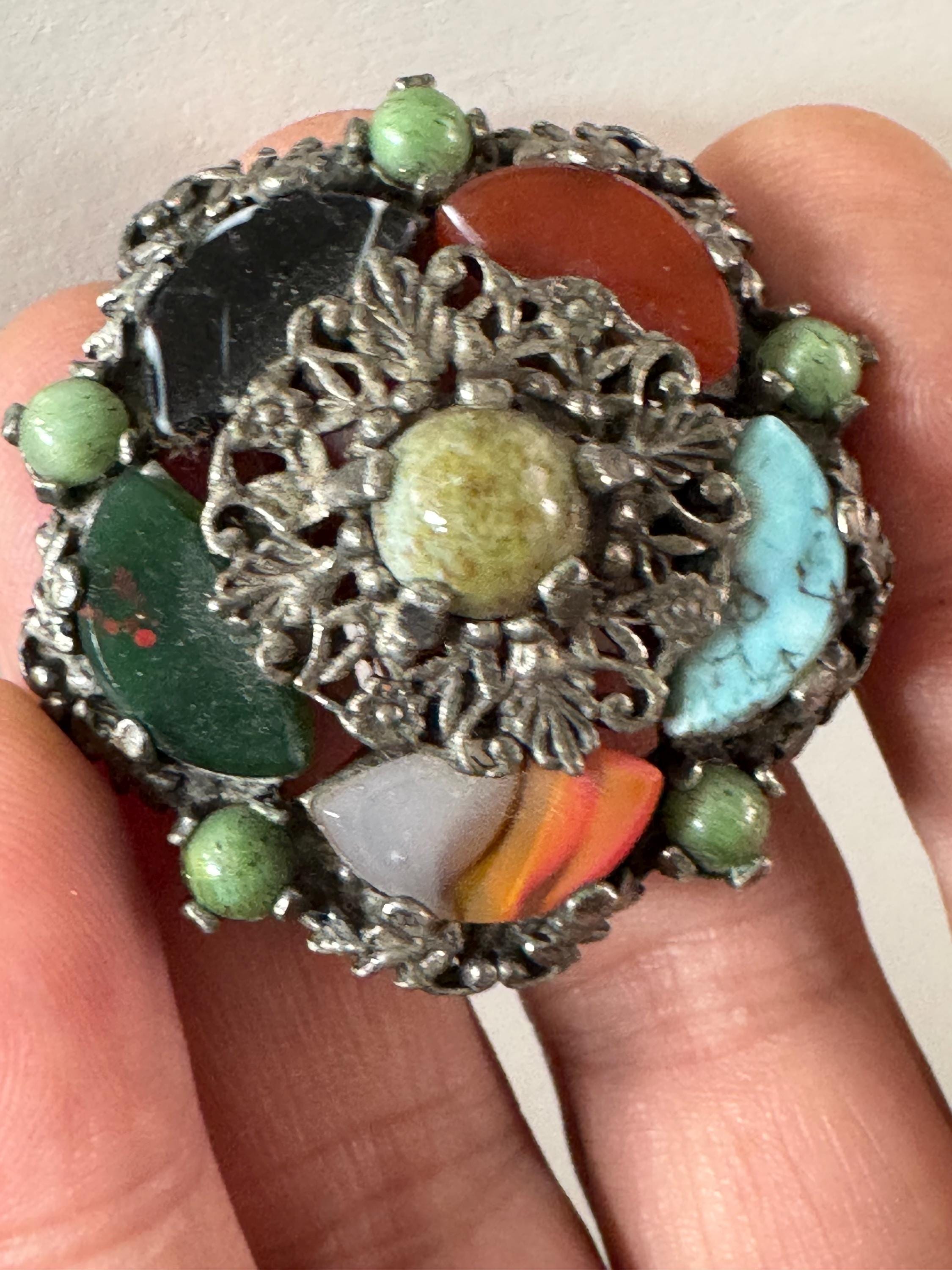 Scottish agates pebble glass brooch, Vintage silver tone