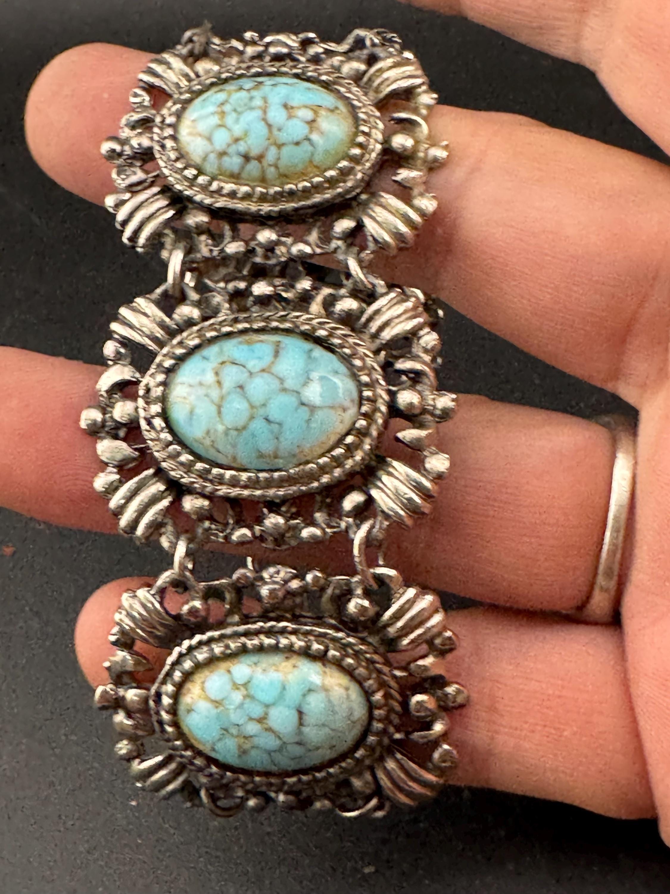Vintage Faux Turquoise Agate Panel Bracelet: Silver Tone, 1960s-70s