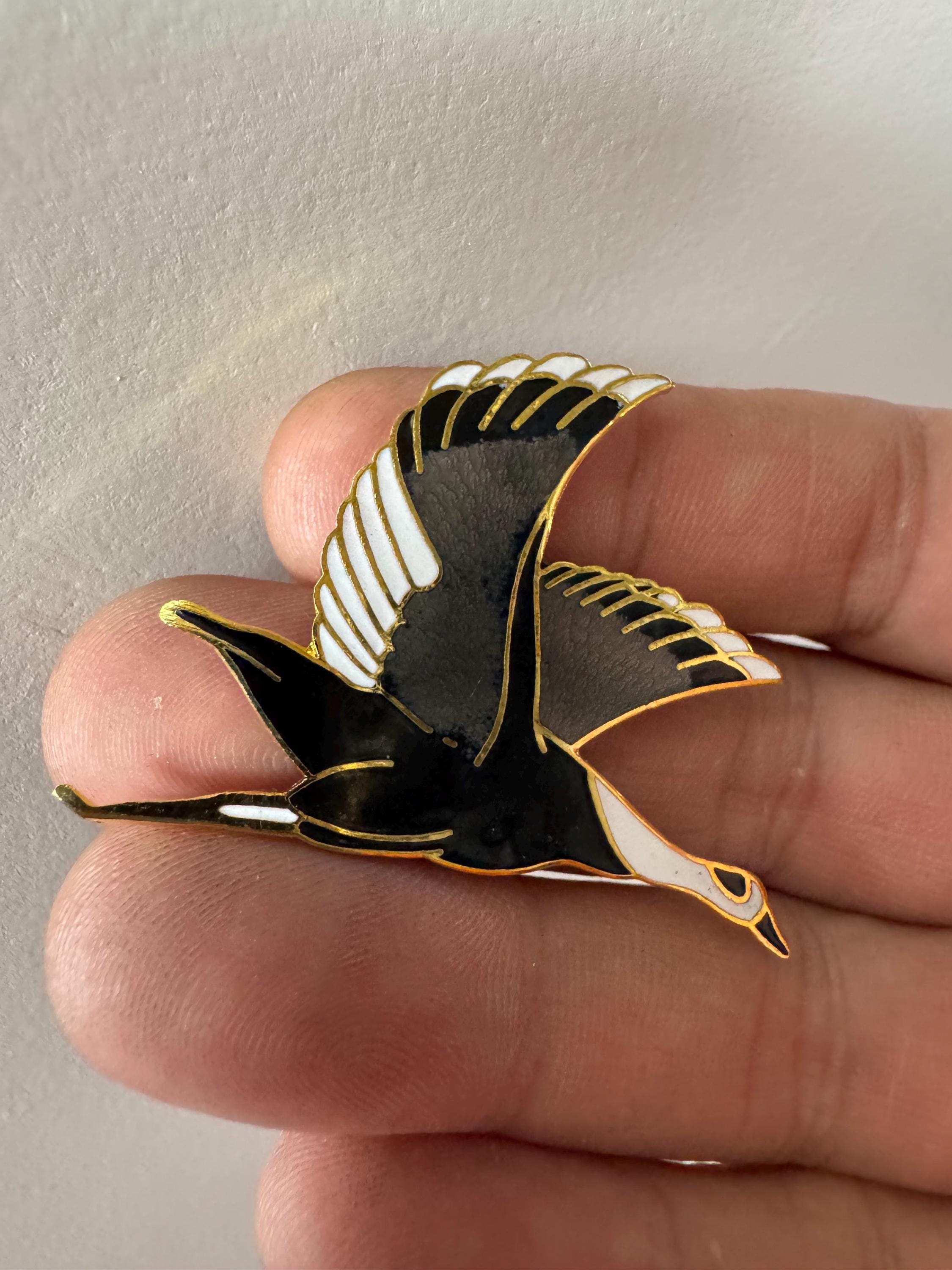 1980s Japanese Cloisonné Crane Brooch: Grey, Black & Gold Tone