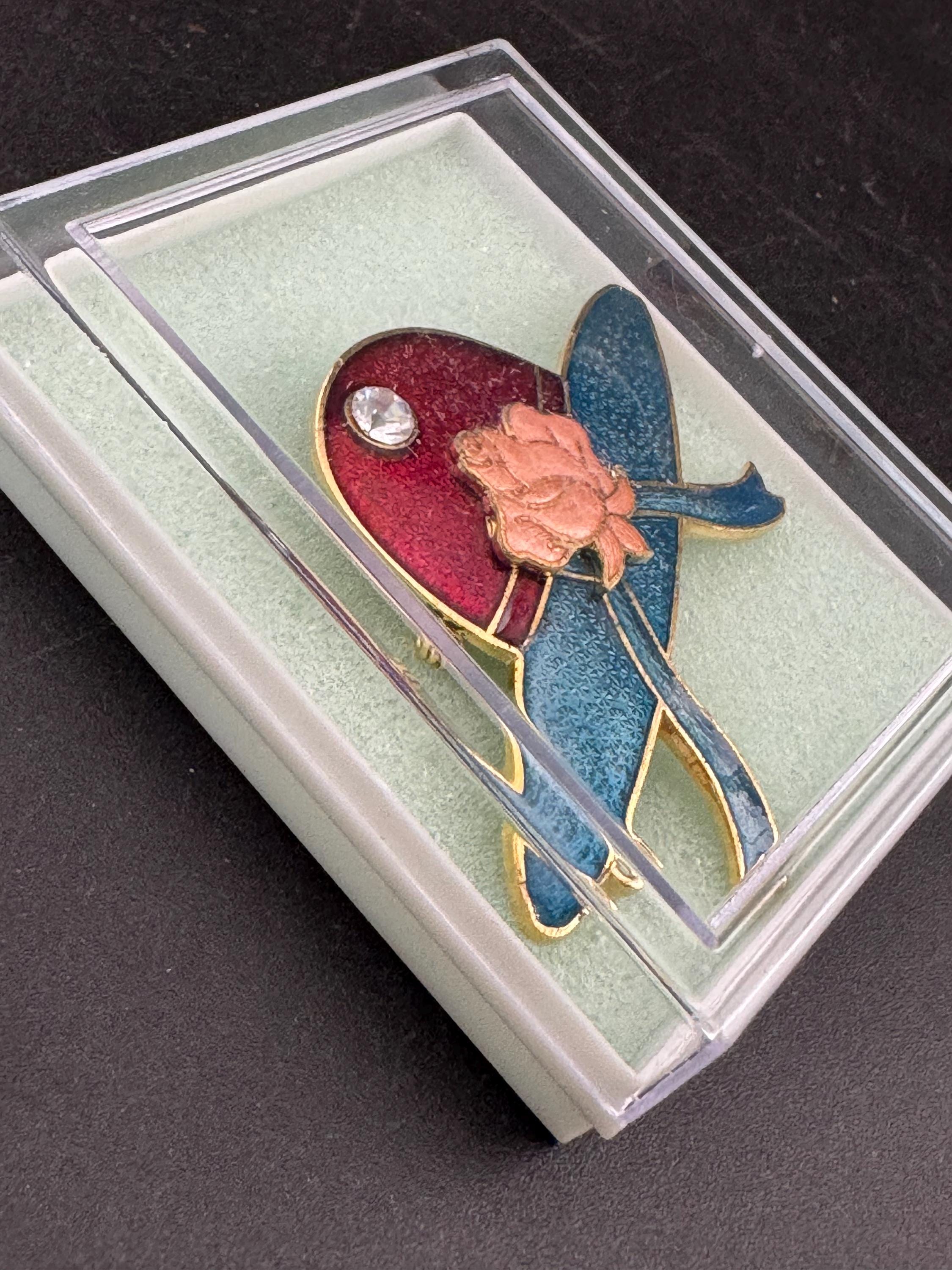1980s novelty ladies hat turquoise blue and red cloisonné enamel gold tone brooch unused old shop stock boxed