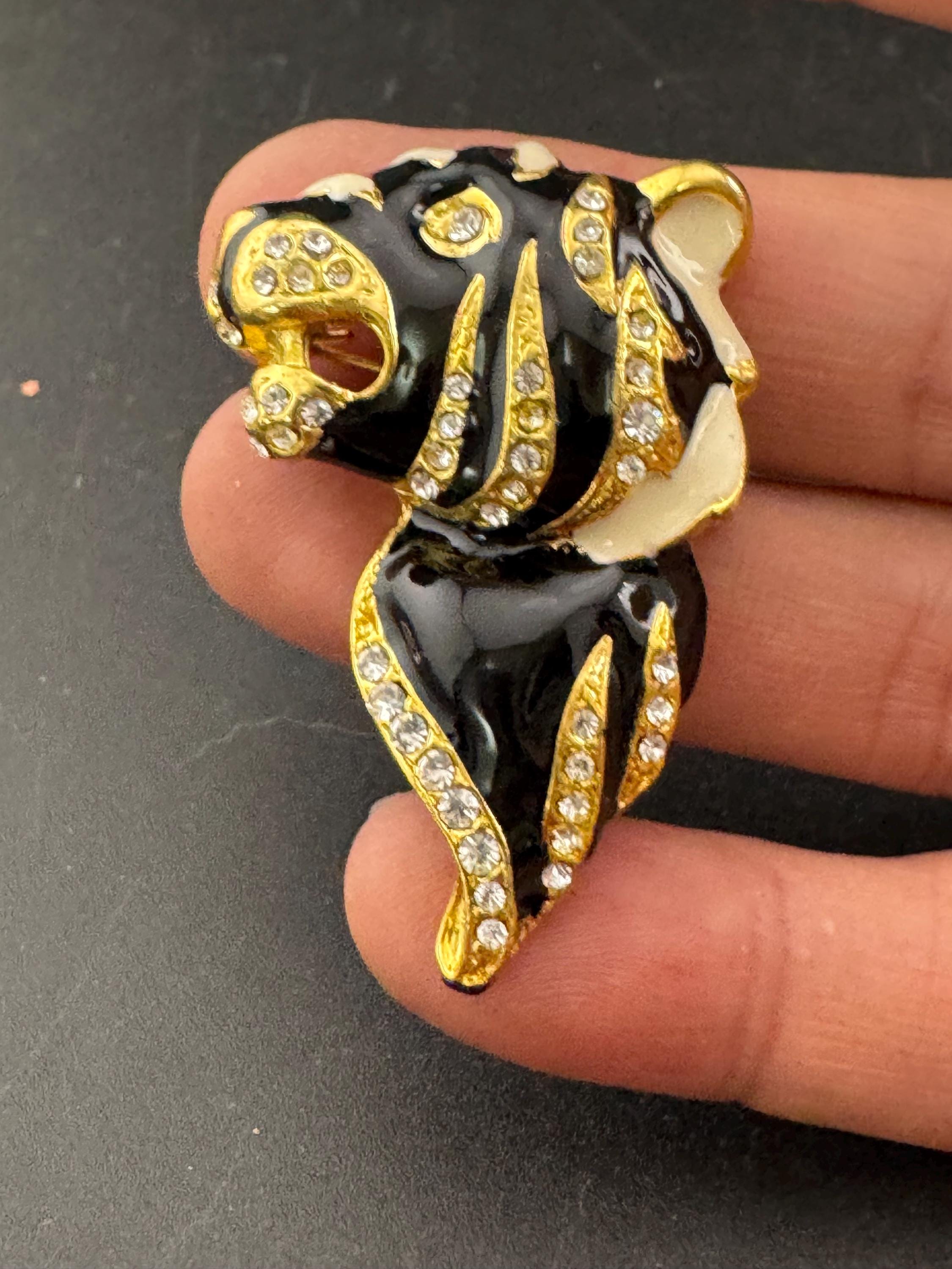 Vintage Rhinestone black Tiger Brooch: Enamel Big Cat, Gold Tone