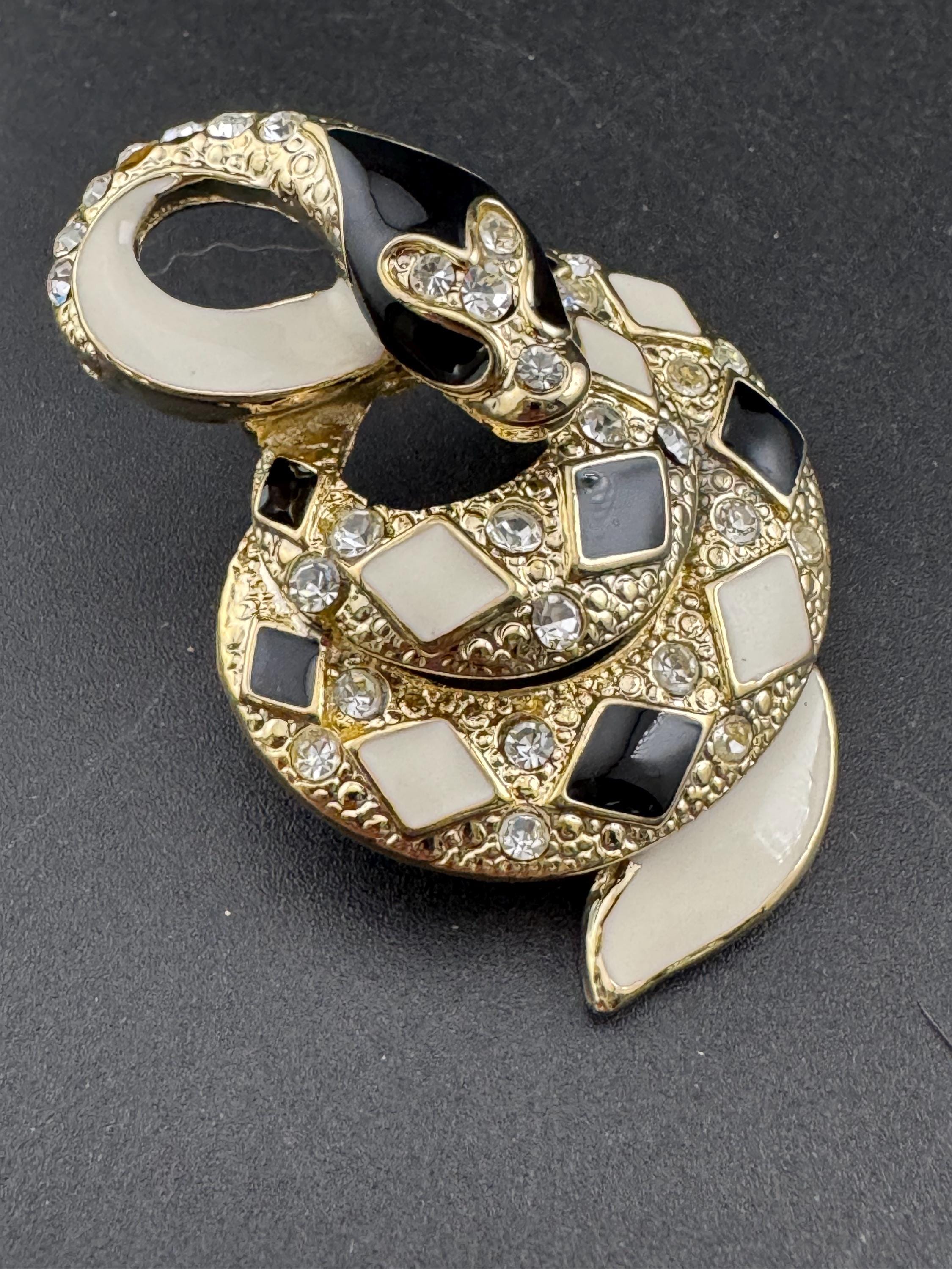 Vintage Rhinestone Snake Brooch: Gold Tone black enamel