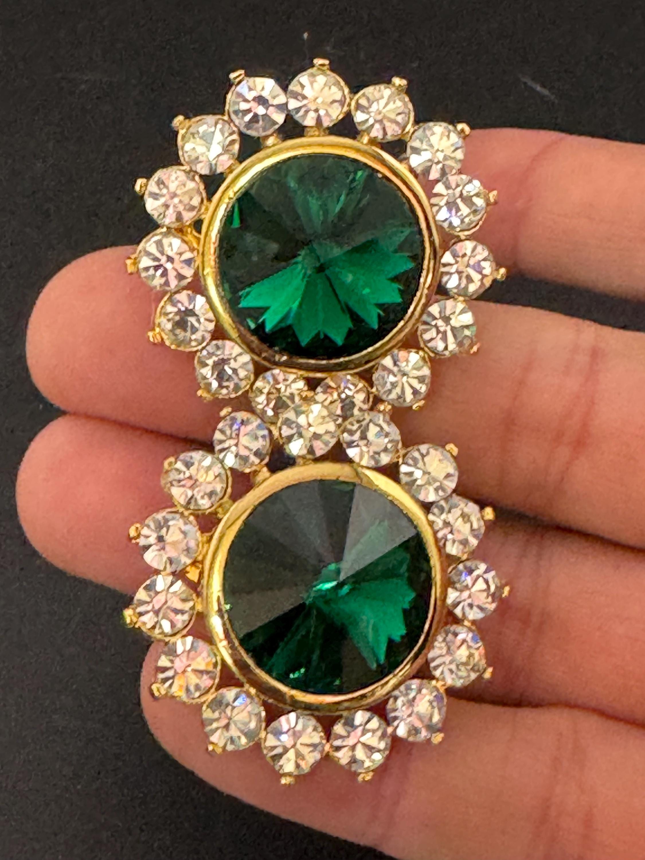 Emerald Green Rivoli Earrings: Swarovski Crystal, Gold Tone, 1980s Stock