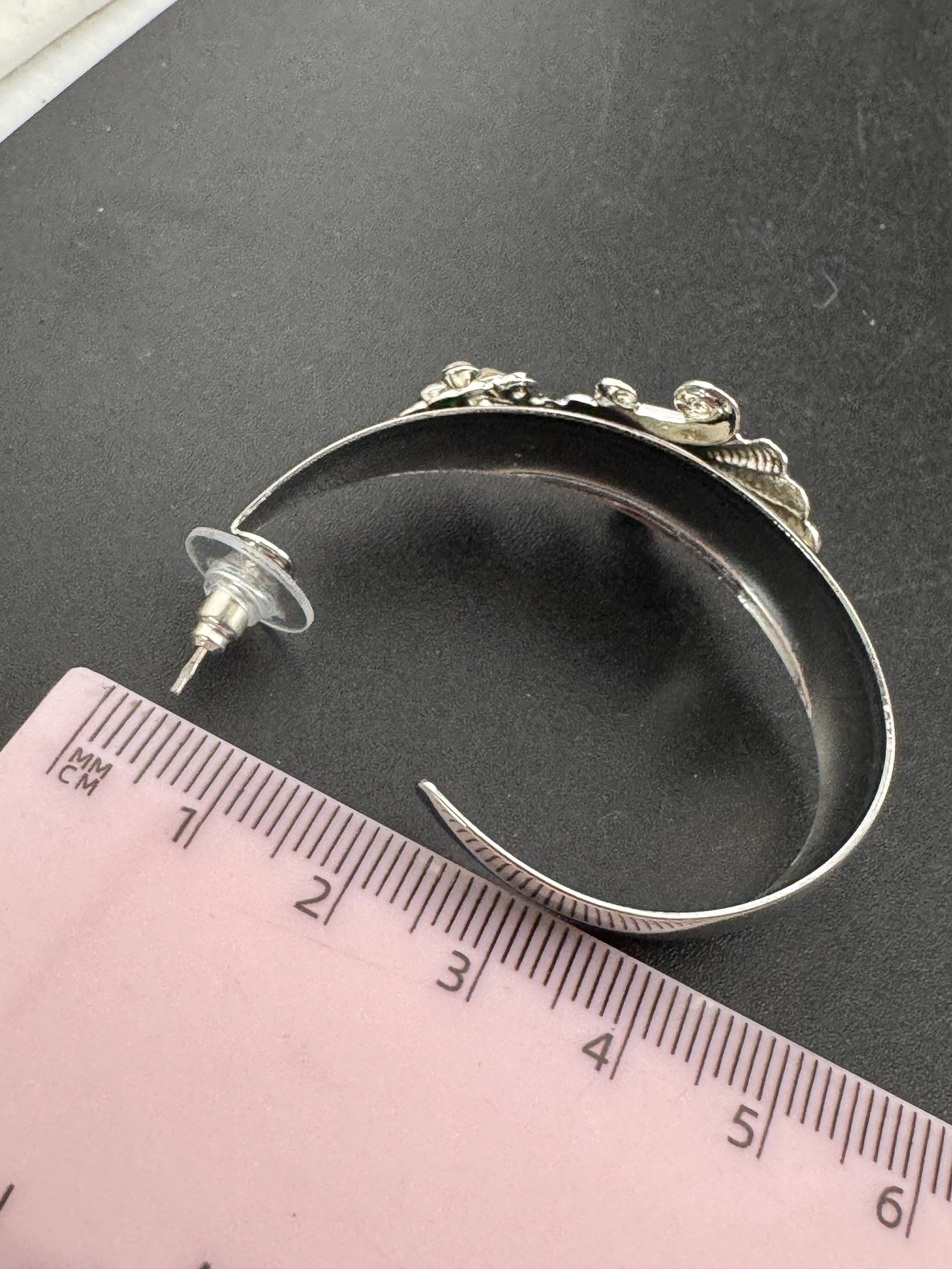 oversized vintage 80s bright silver tone 5cm large gold hoop earrings with clear diamanté and seashell design, nautical mermaid vibes!