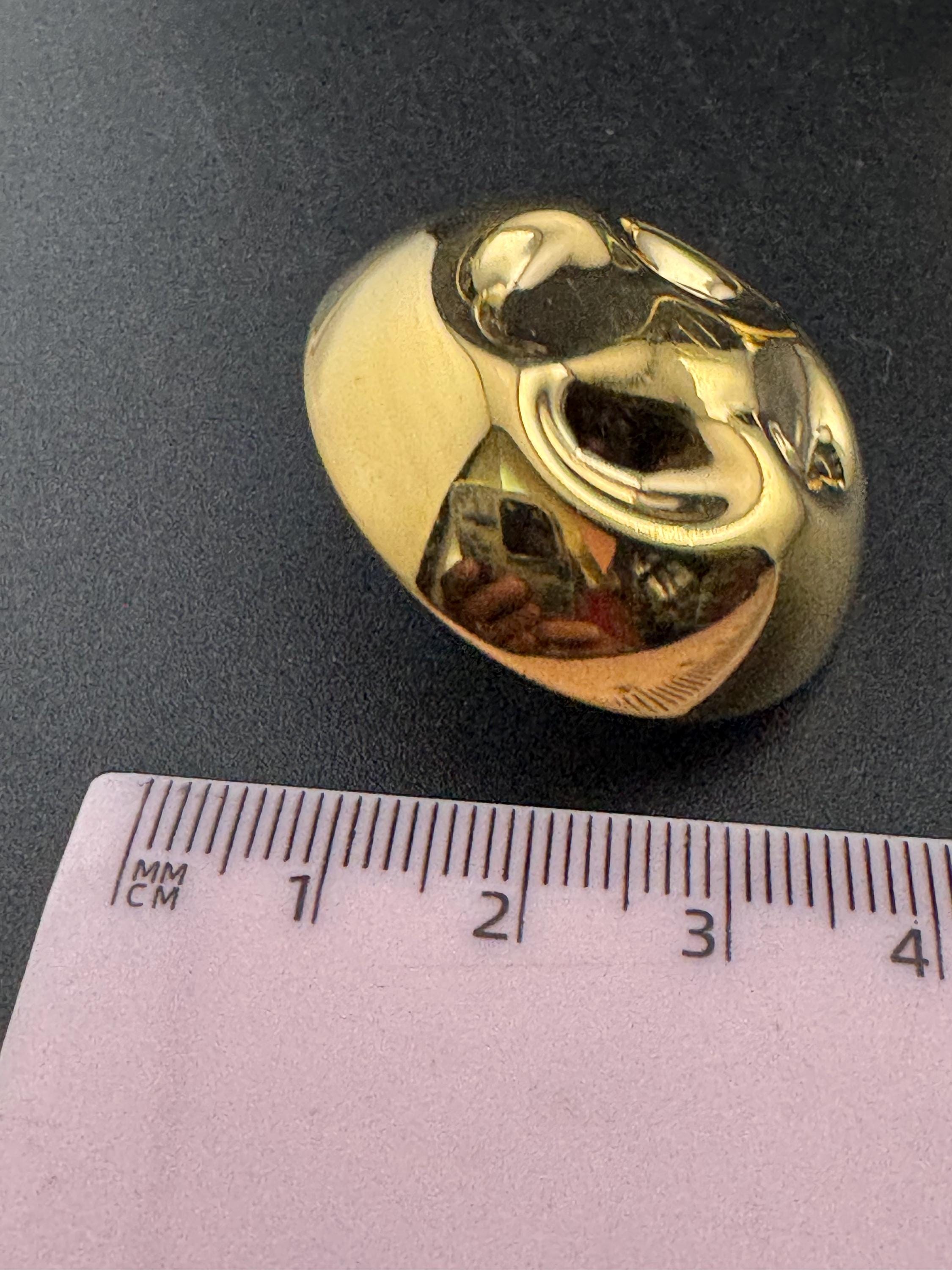 Retro 1980s style large 3.5cm Gold tone hollow domed pinched stud earrings for pierced ears
