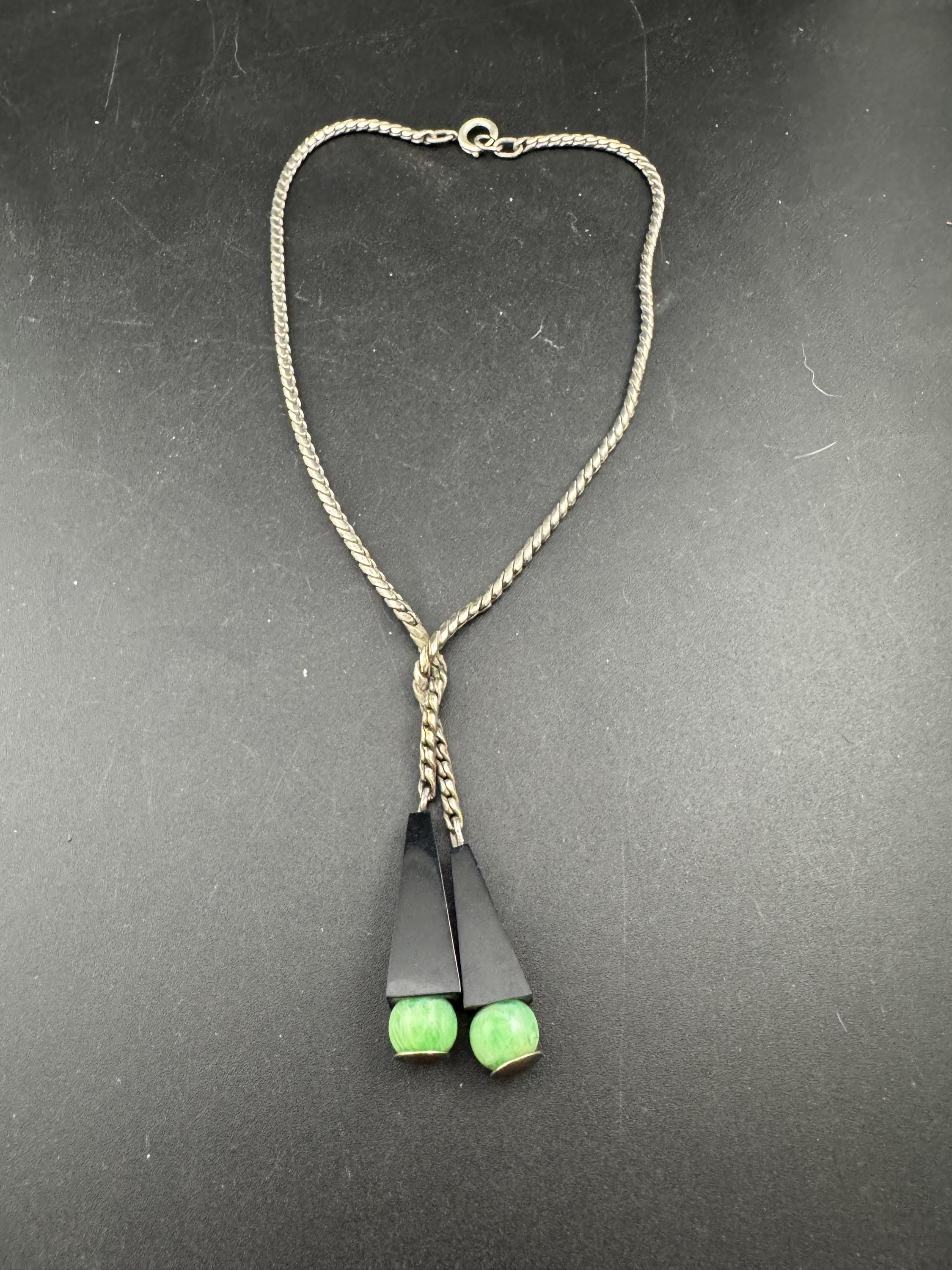 Petite fit Art deco Jakob Bengel modernist Chrome silver metal 1920s black and Green galalith plastic teardrop geometric bead necklace