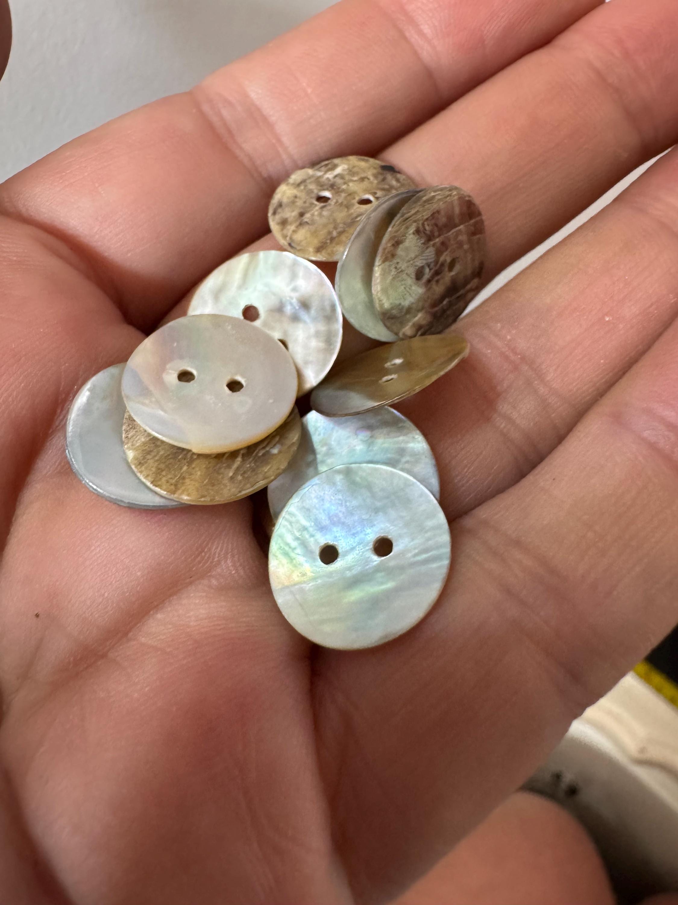 10 x 15mm small round natural MOP Mother of Pearl Buttons