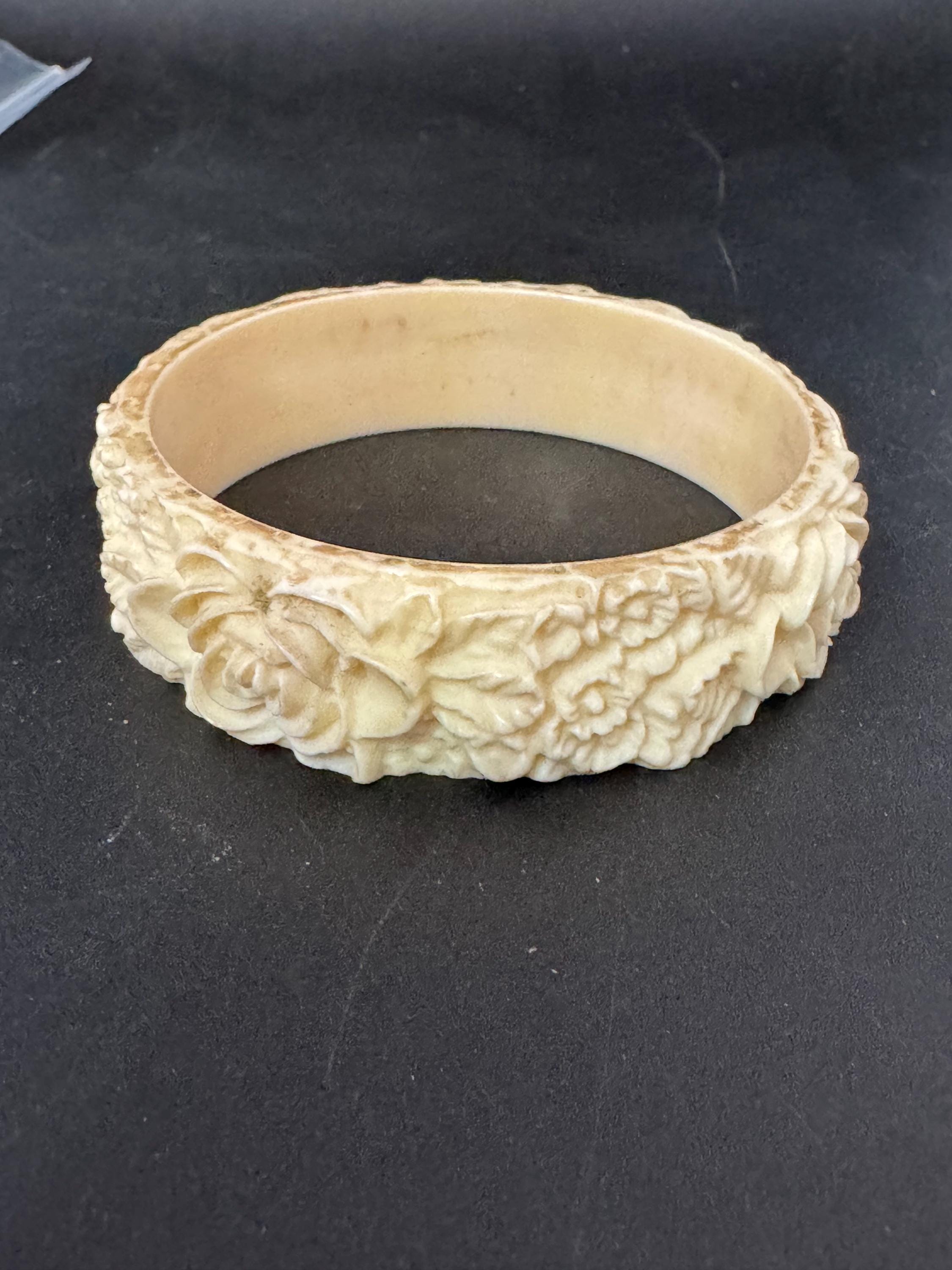 Antique Vintage Early Plastic Faux Bone Horn Celluloid Carved Detailed Floral Bangle Bracelet