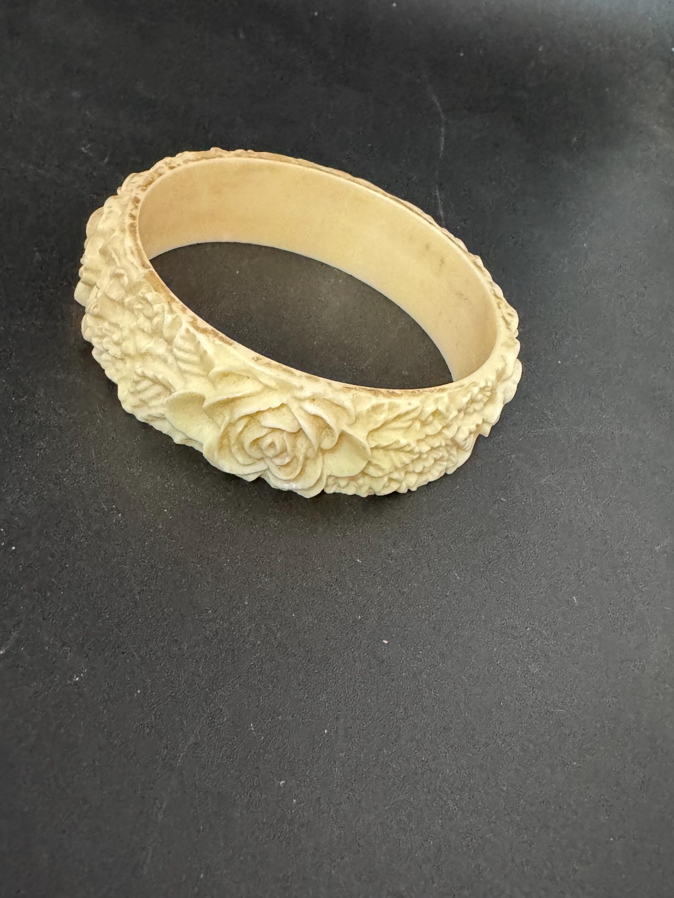 Antique Vintage Early Plastic Faux Bone Horn Celluloid Carved Detailed Floral Bangle Bracelet