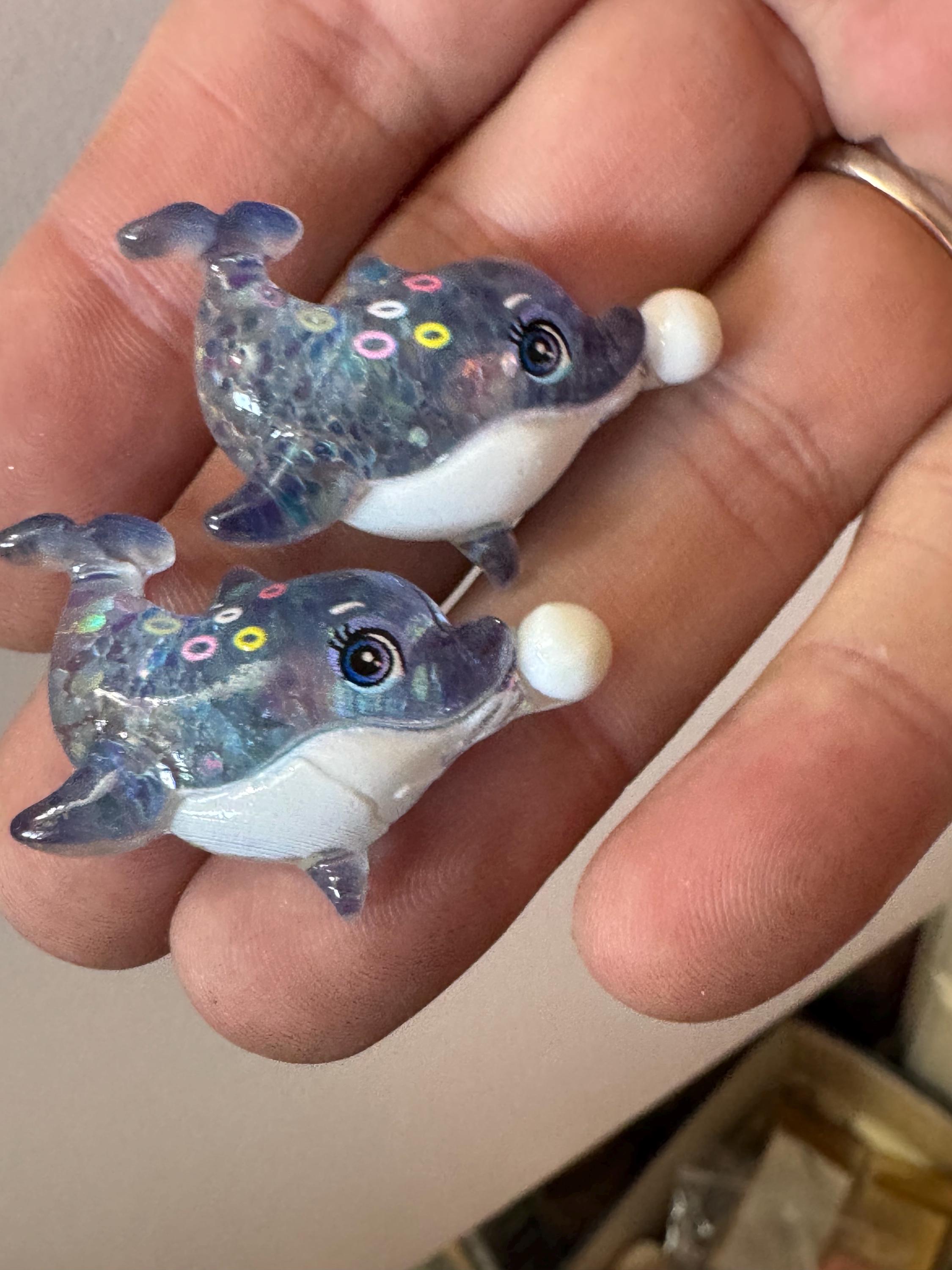 Glitter Resin Dolphin, Crab, or Jellyfish Cake Toppers - 2pc Set