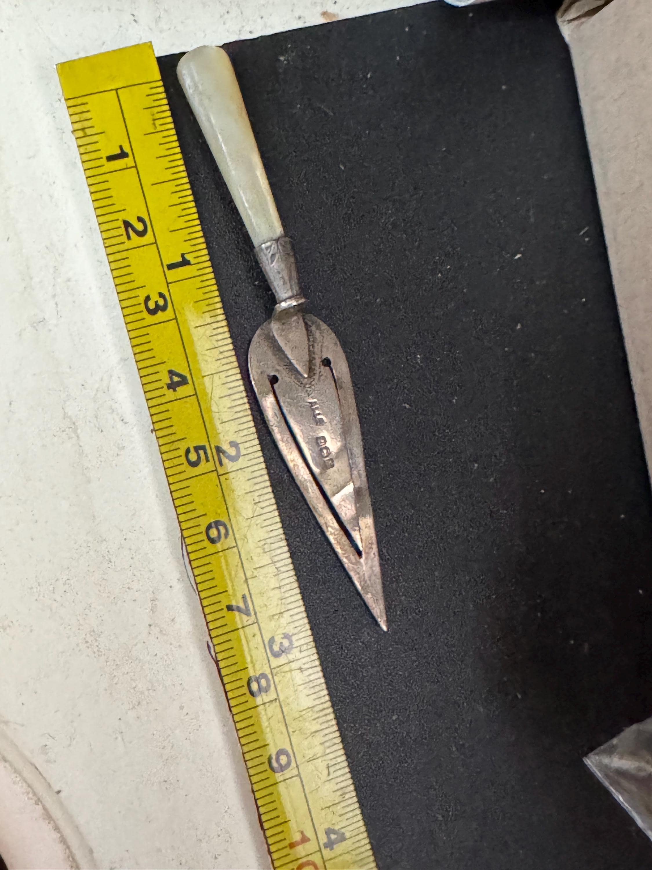 Vintage 925 sterling silver antique novelty mother of pearl trowel book mark page marker full hallmarks