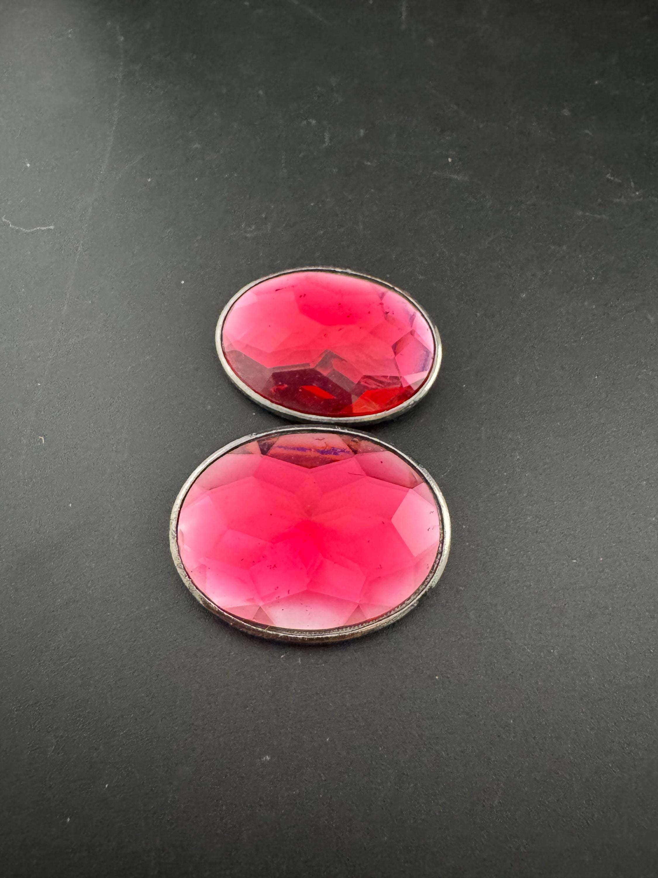 Vintage pair of silver tone hot bright pink gemset oval shoe clips , Glass diamante rhinestone paste shoe trims with stones