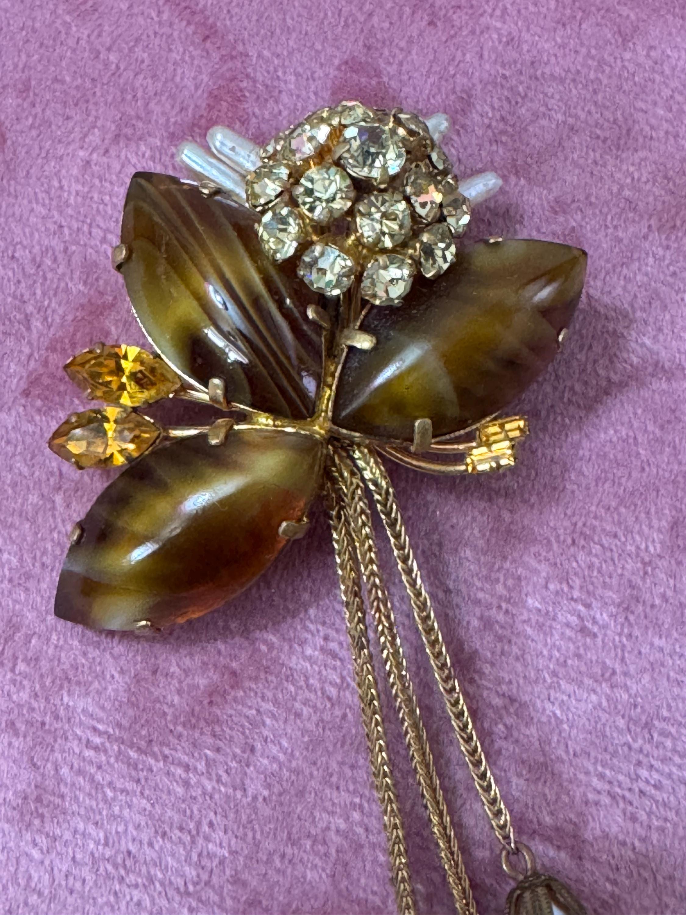 Vintage Gold Tone Brooch: Brown Glass Cabochon & Rhinestone Drop, 1950s Style