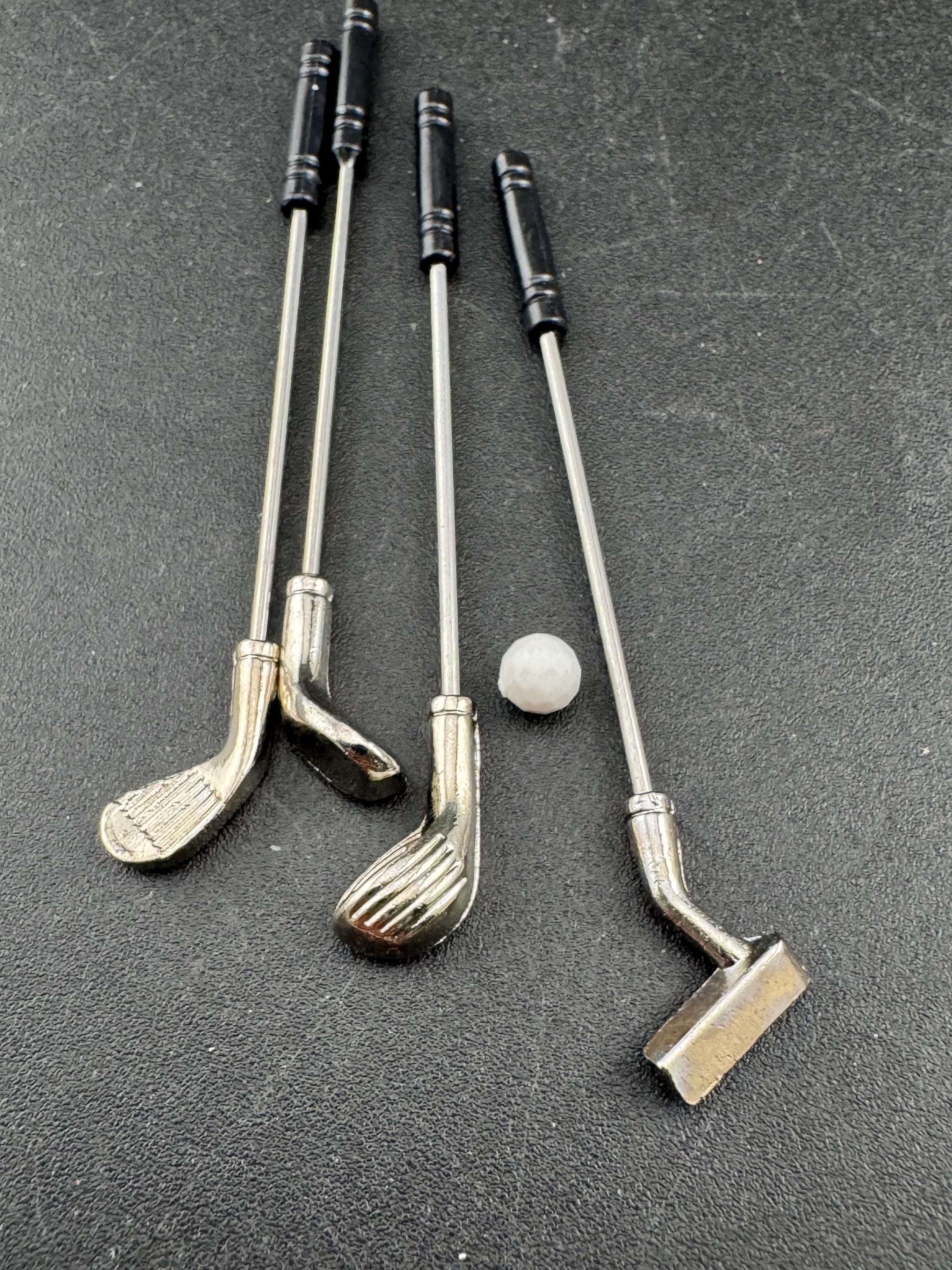 Miniature Golf Club Set: Dollhouse Cake Topper Decoration