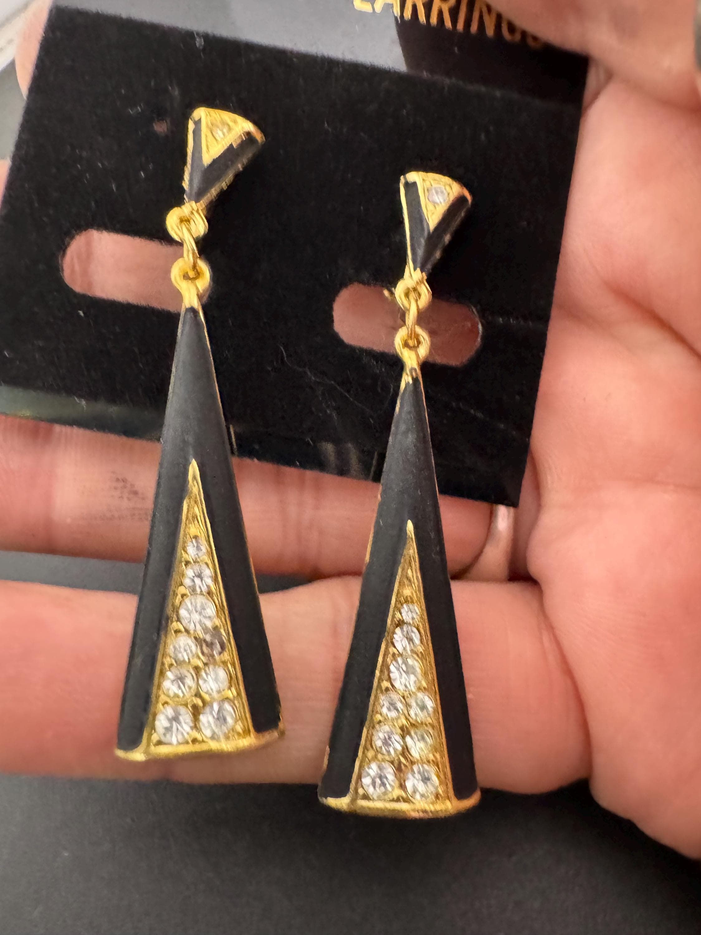 Vintage Matt black enamel diamanté dangly screw back long teardrop clip on earrings 5cm
