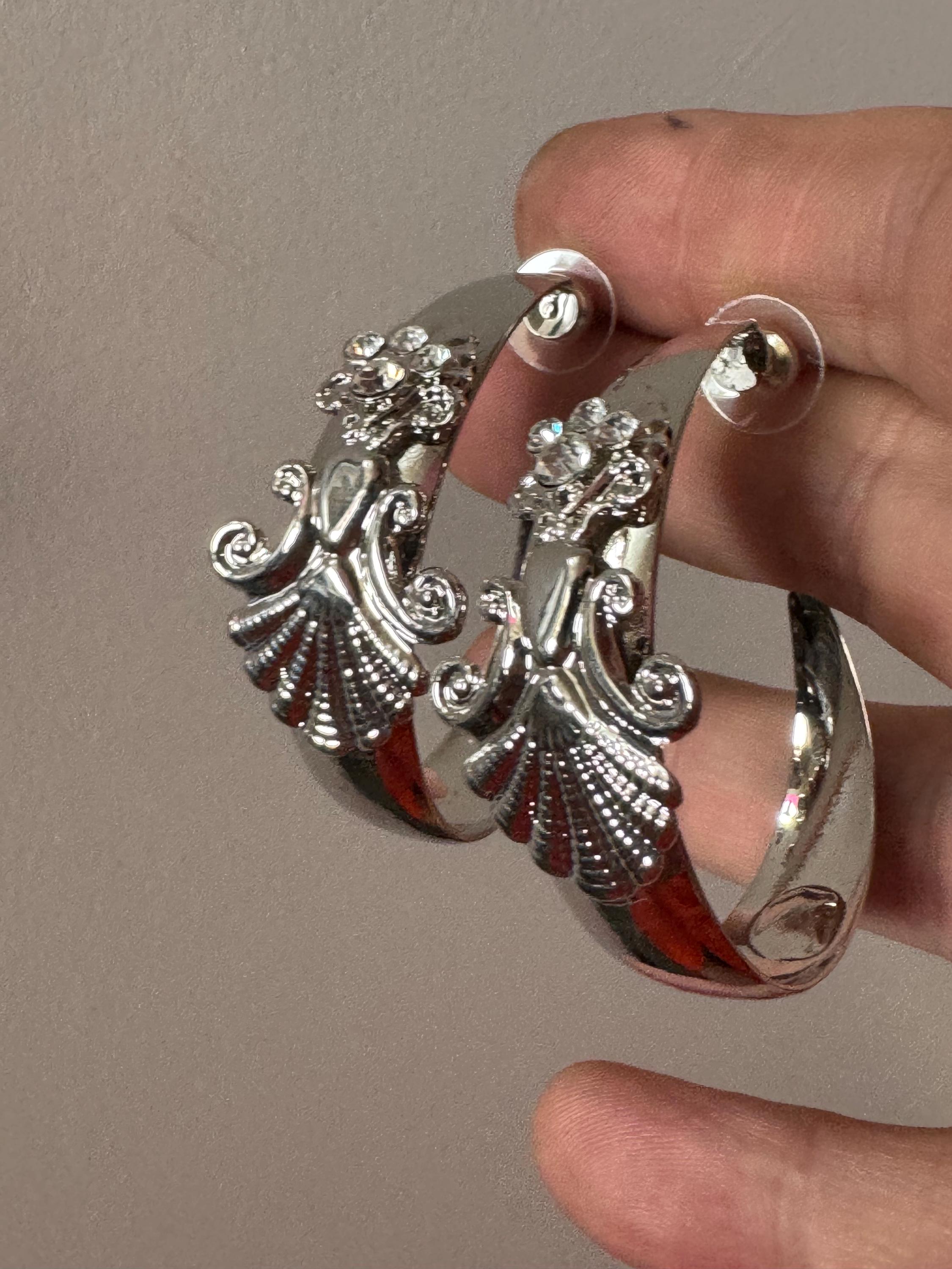 oversized vintage 80s bright silver tone 5cm large gold hoop earrings with clear diamanté and seashell design, nautical mermaid vibes!