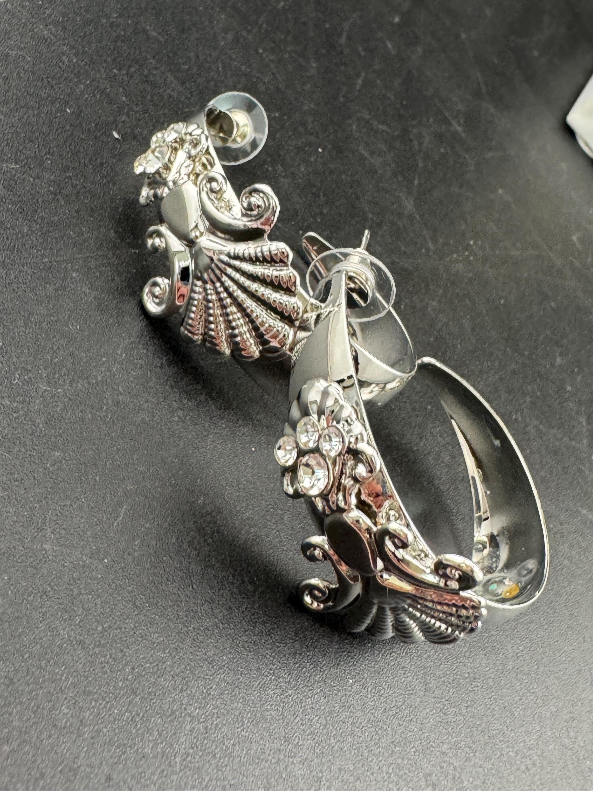 oversized vintage 80s bright silver tone 5cm large gold hoop earrings with clear diamanté and seashell design, nautical mermaid vibes!