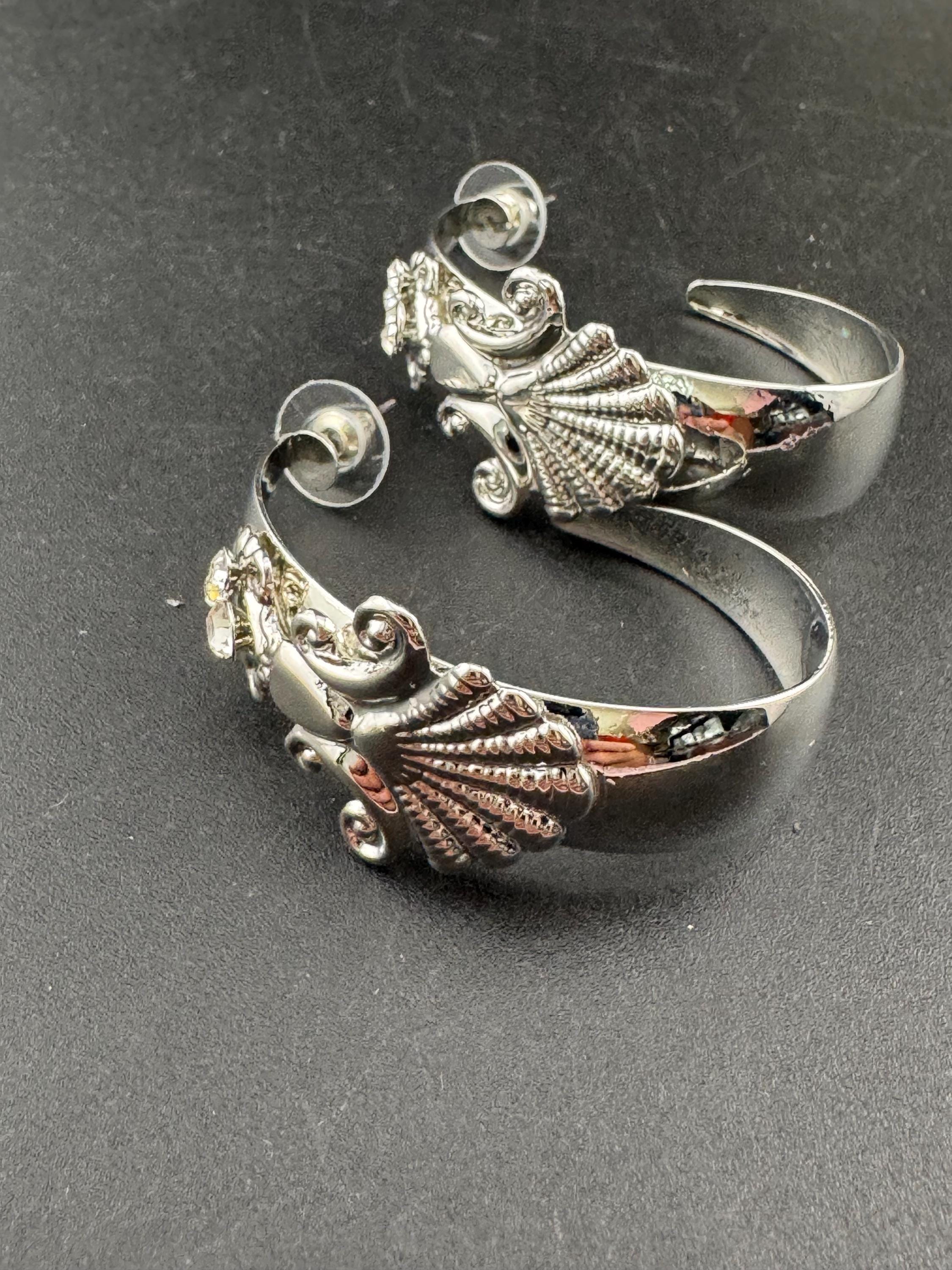 oversized vintage 80s bright silver tone 5cm large gold hoop earrings with clear diamanté and seashell design, nautical mermaid vibes!