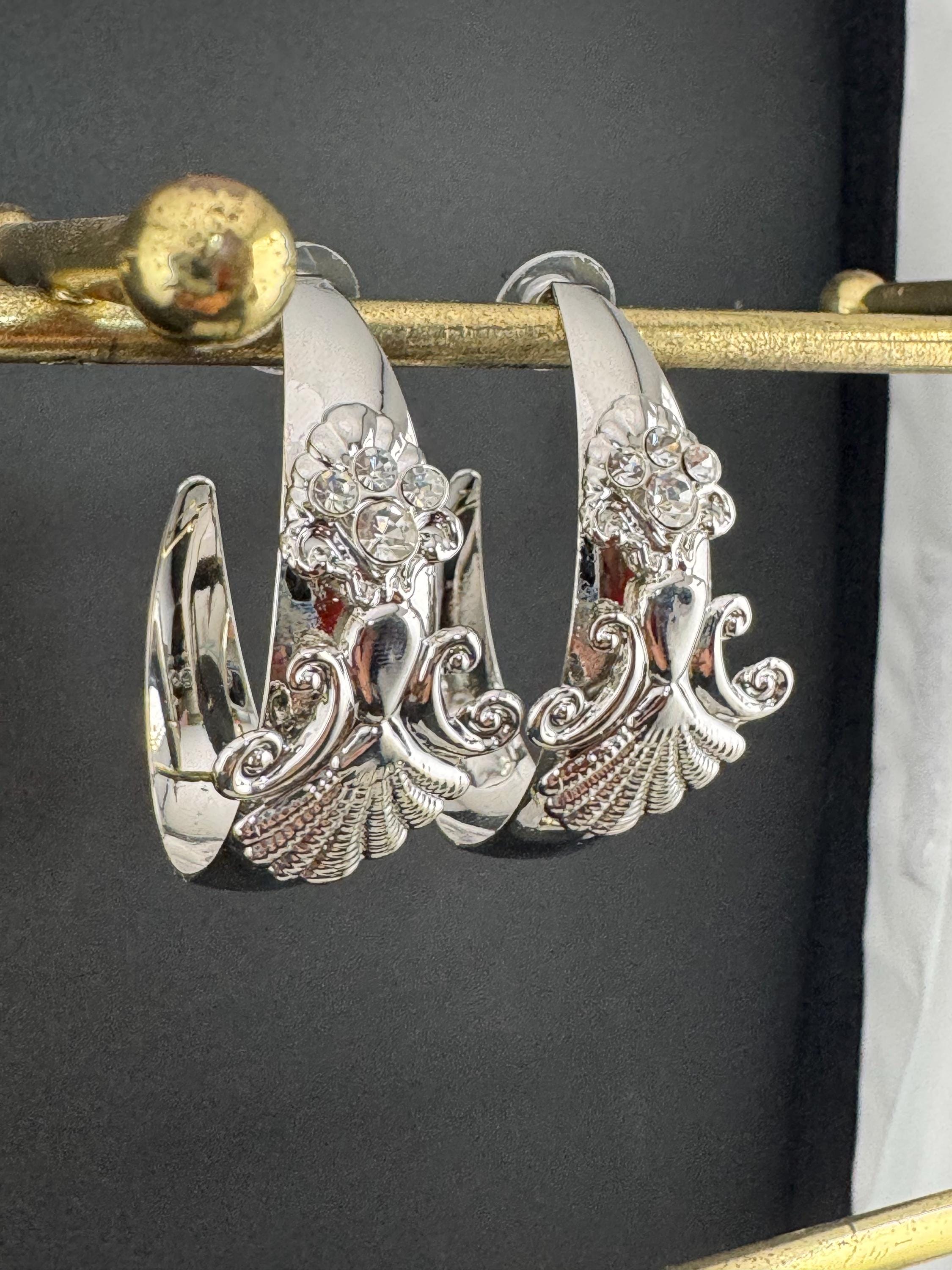 oversized vintage 80s bright silver tone 5cm large gold hoop earrings with clear diamanté and seashell design, nautical mermaid vibes!
