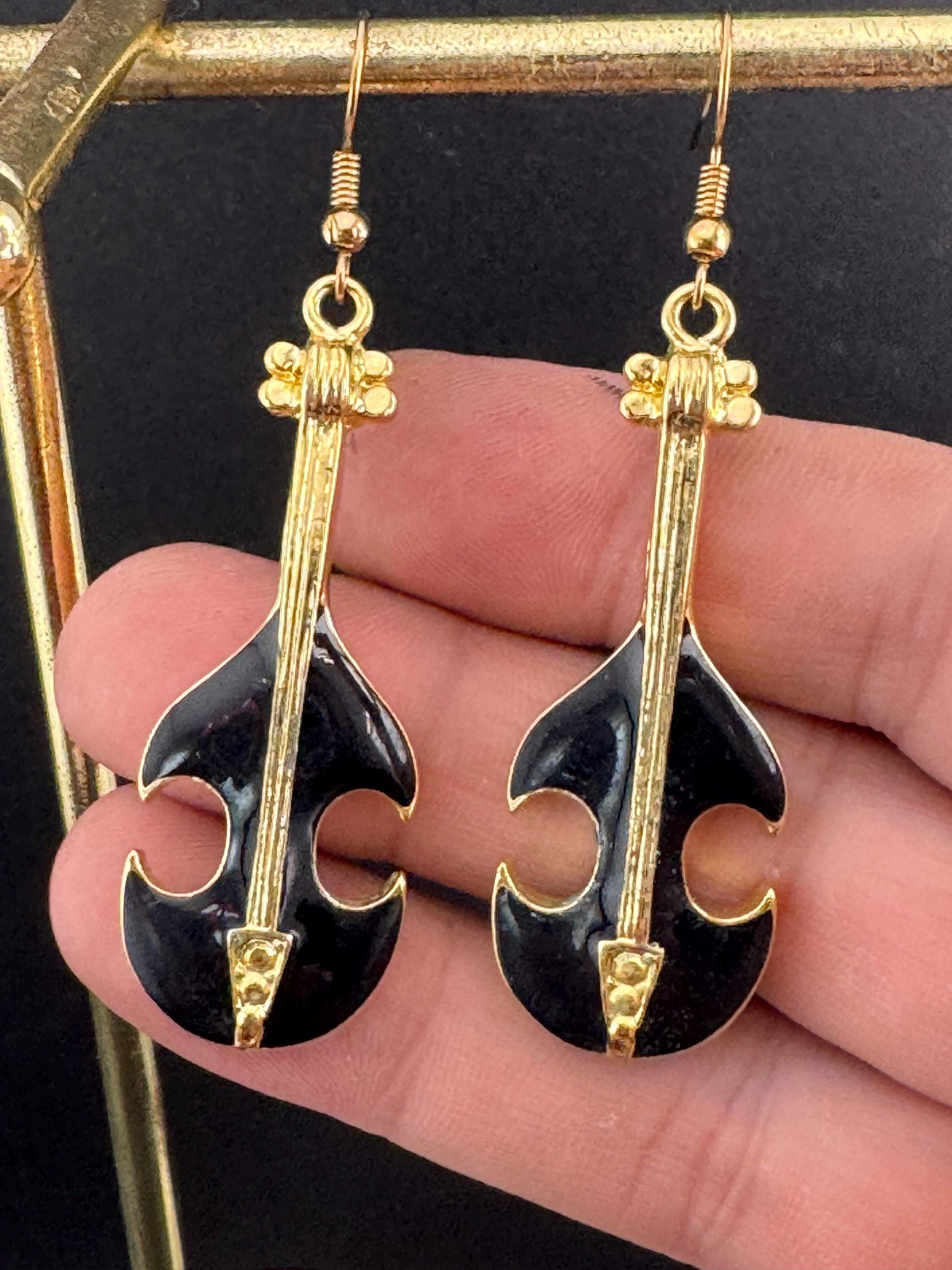 vintage 1980s black enamel long dangly novelty guitar earrings, for pierced ears, gold tone