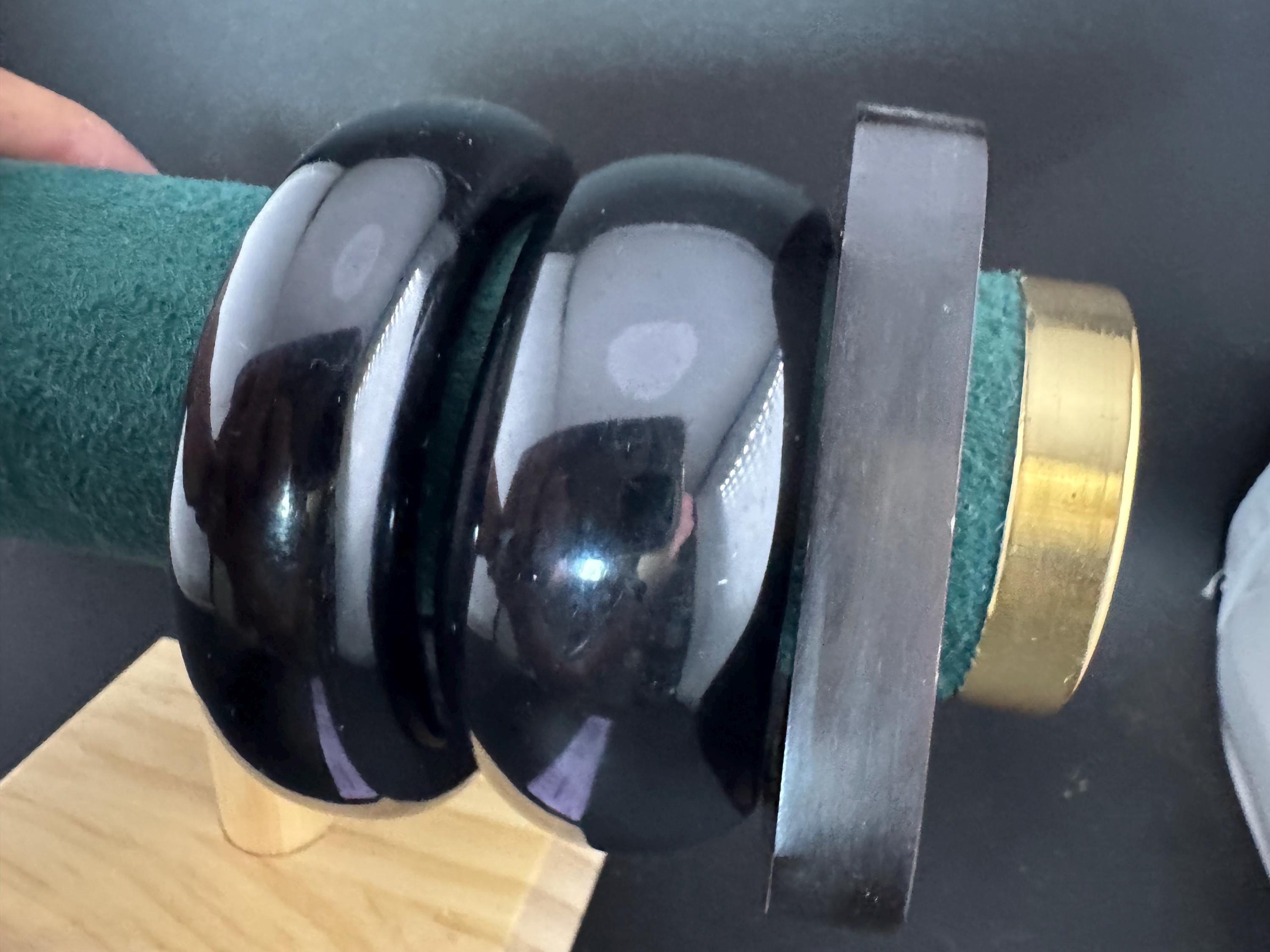 Vintage stack of black Chunky stylish plastic bangles retro acrylic bracelets
