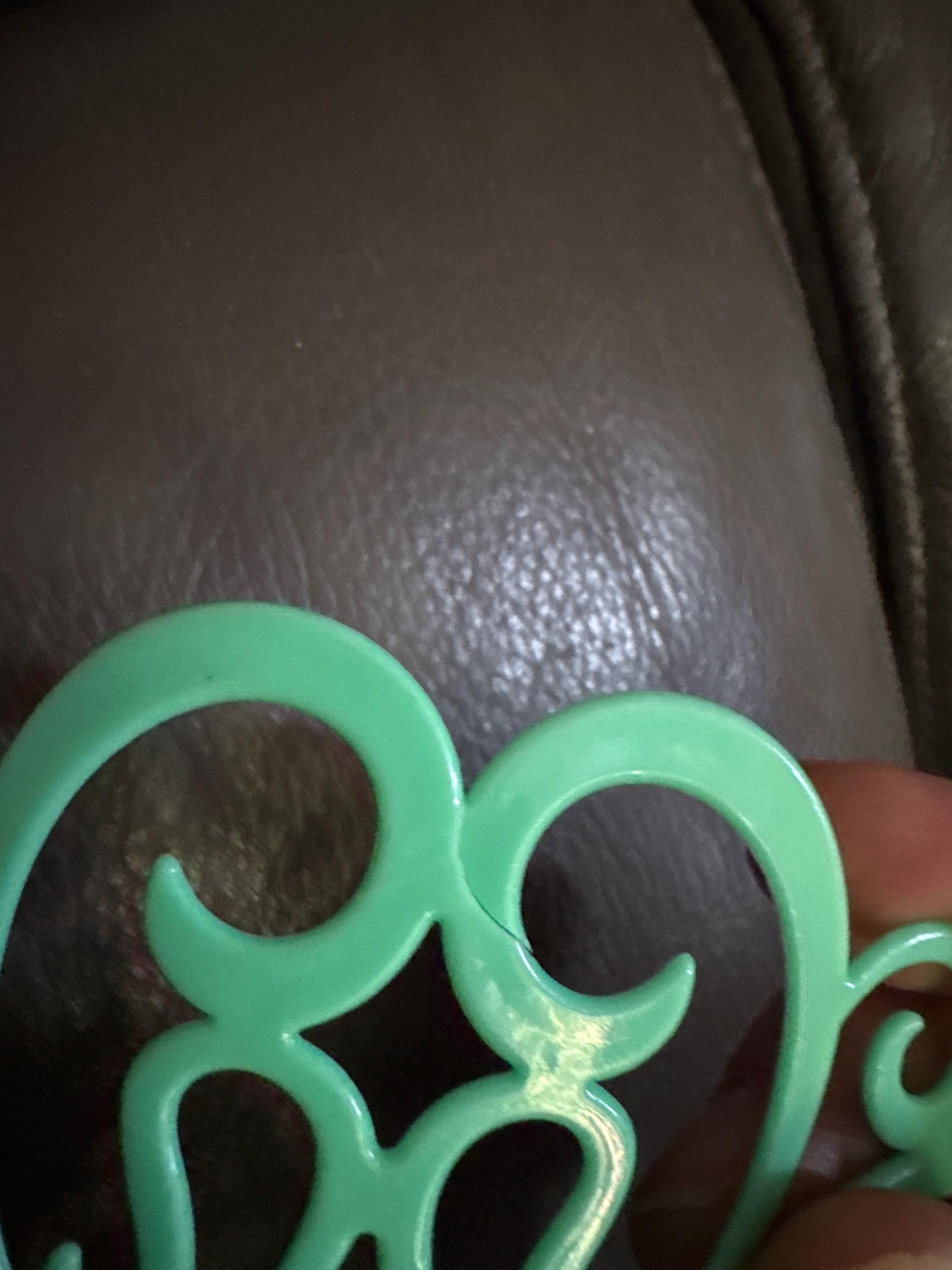 vintage as found large mint green openwork plastic traditional Spanish peineta hair comb, mantilla