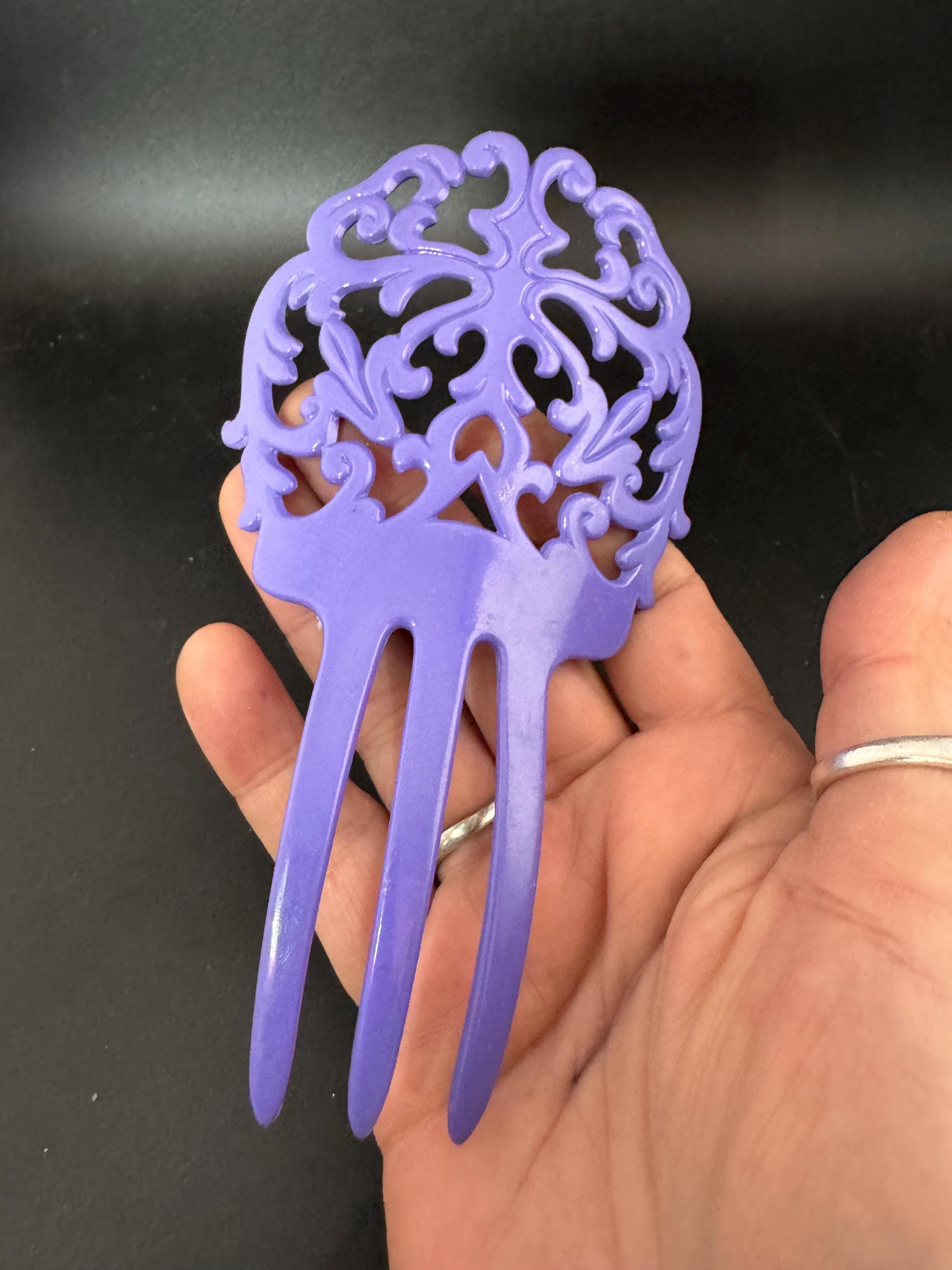 vintage purple openwork plastic traditional Spanish peineta hair comb, mantilla