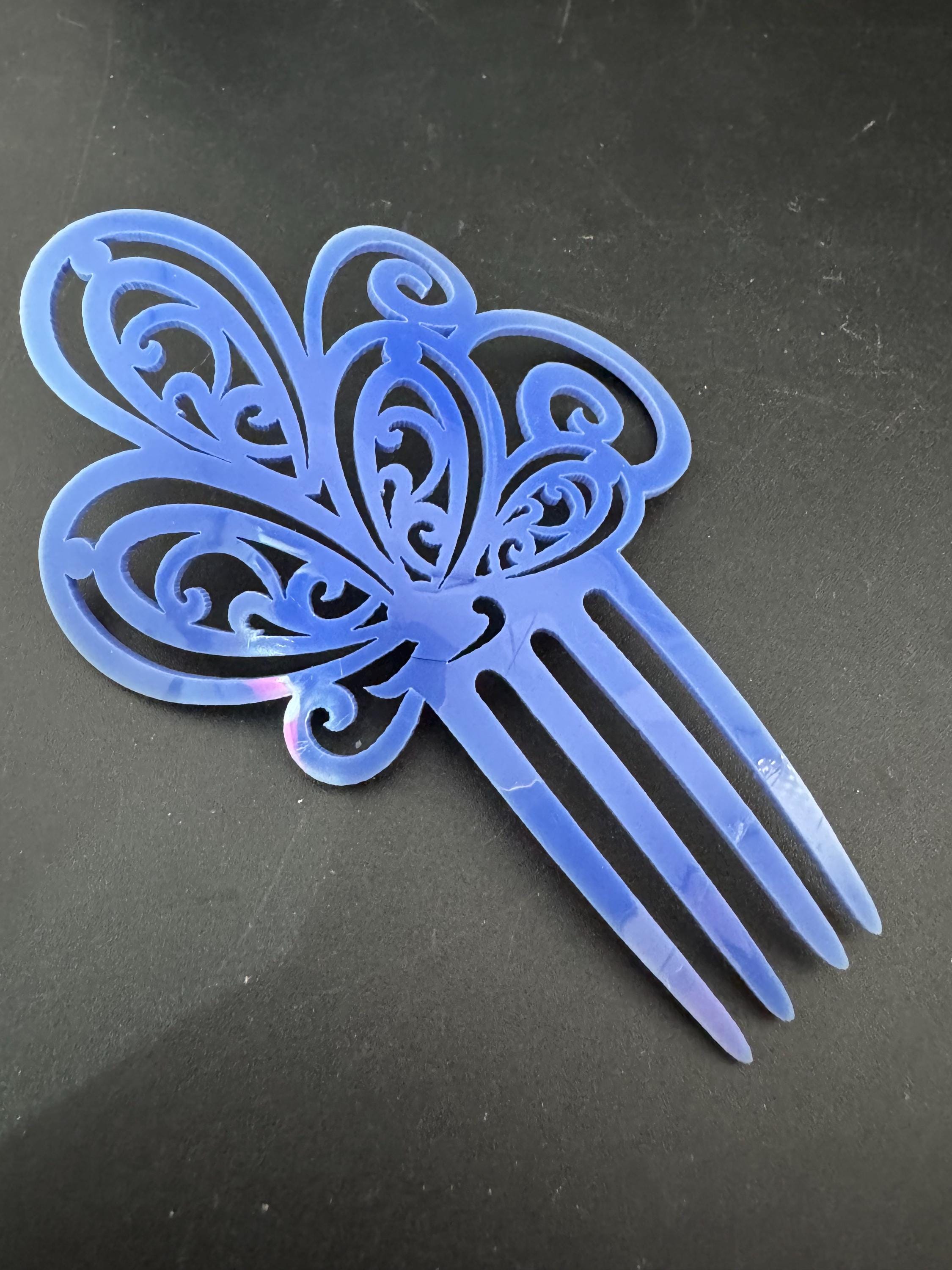 vintage purple openwork plastic traditional Spanish peineta hair comb, mantilla