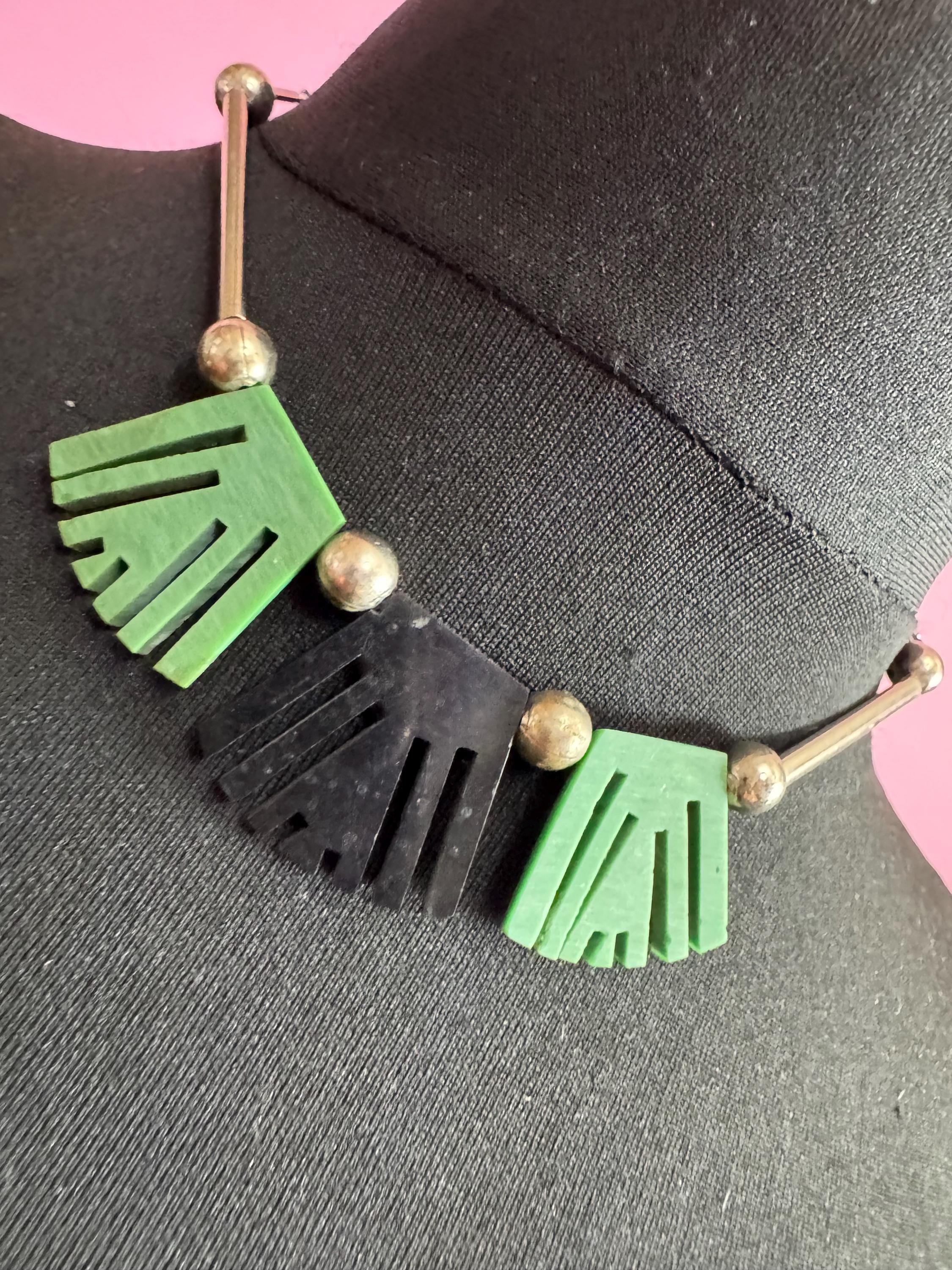 Art deco Jakob Bengel modernist Chrome silver tone metal 1920s black and Green galalith plastic fringed geometric bead necklace