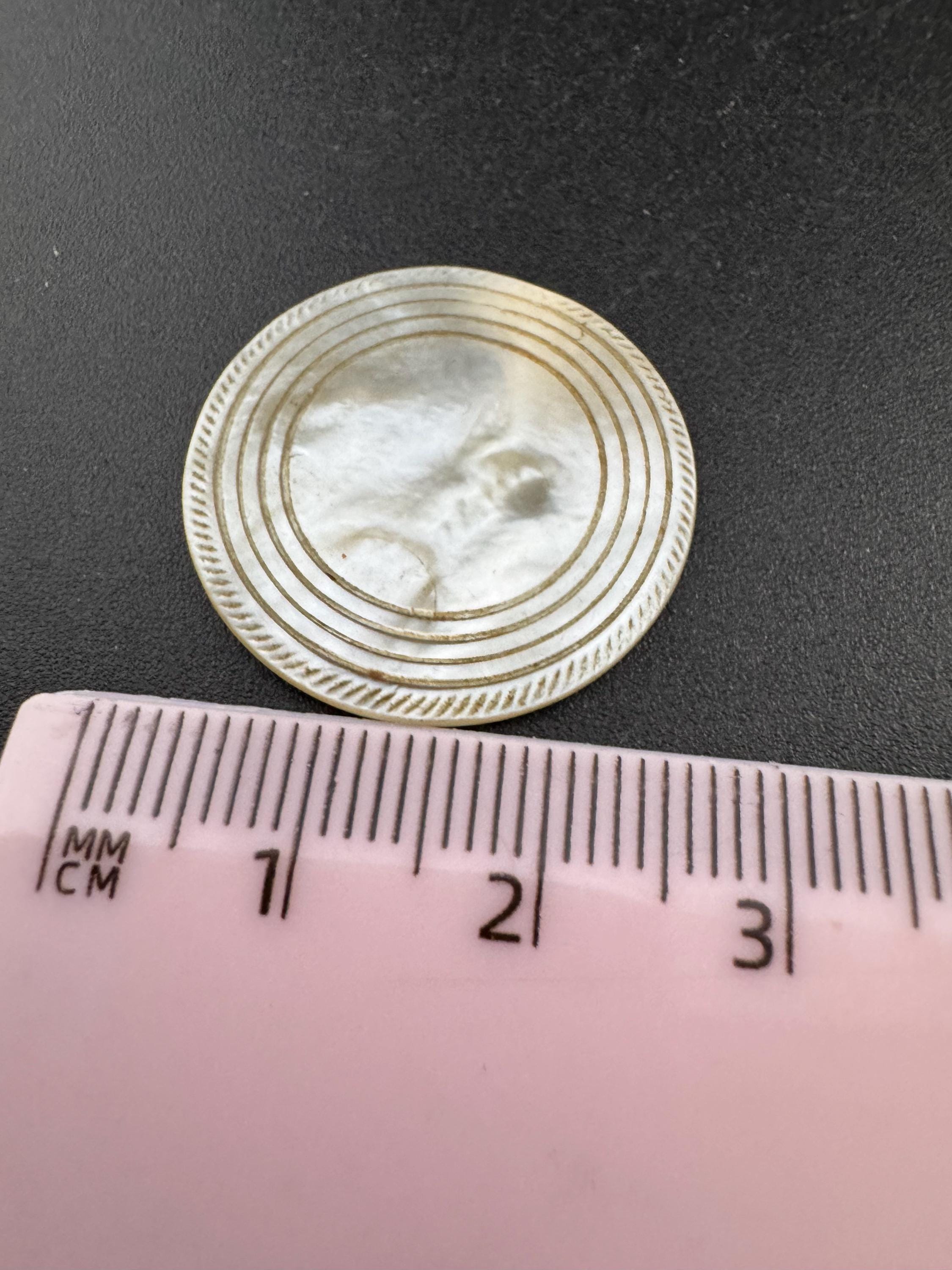 price per piece antique mother of pearl Chinese round gaming counters circa 17-1800s ideal for jewellery upcycle project Quing dynasty