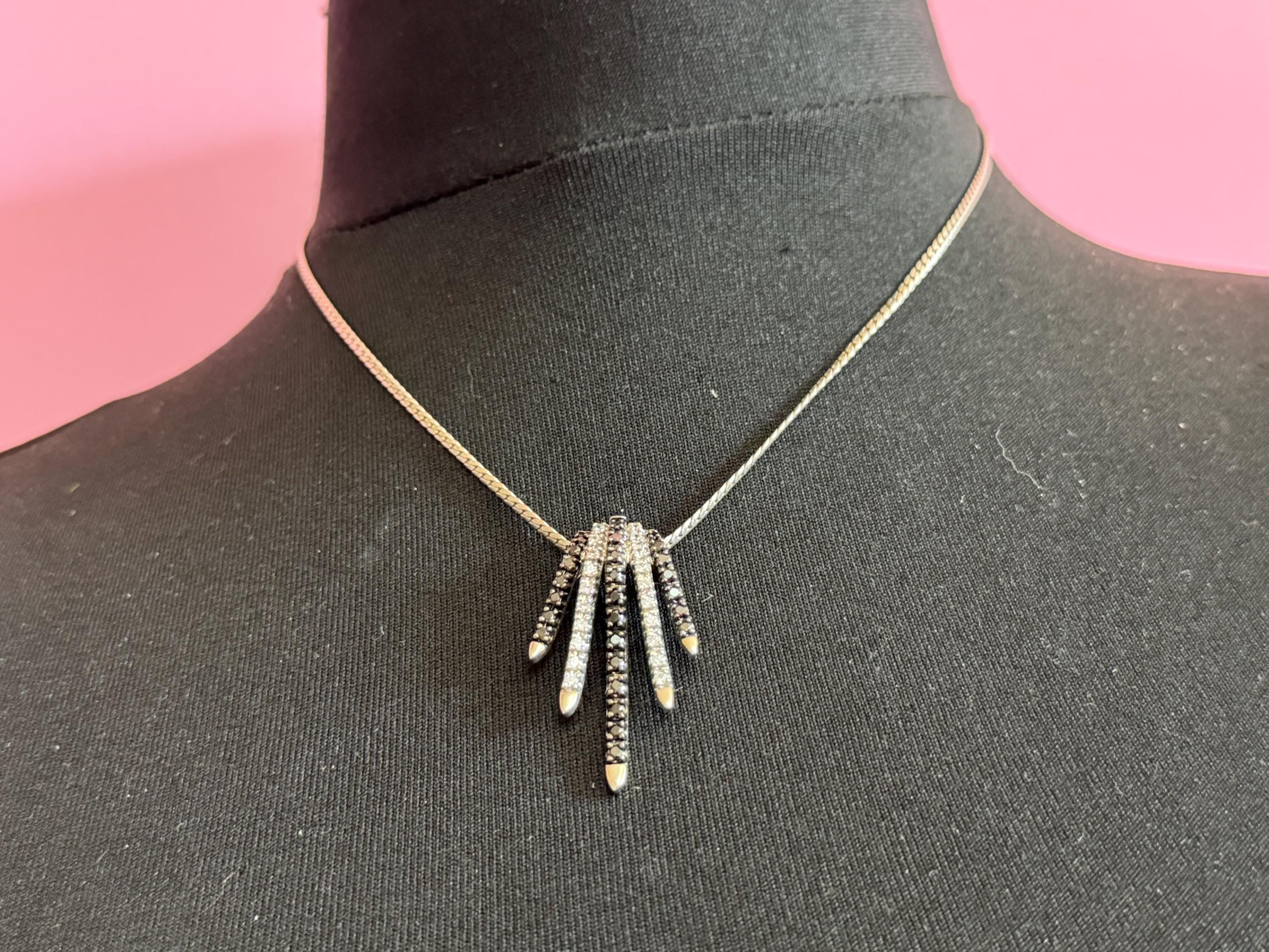 925 Sterling silver black and clear diamanté gem set pendant necklace 18” chain