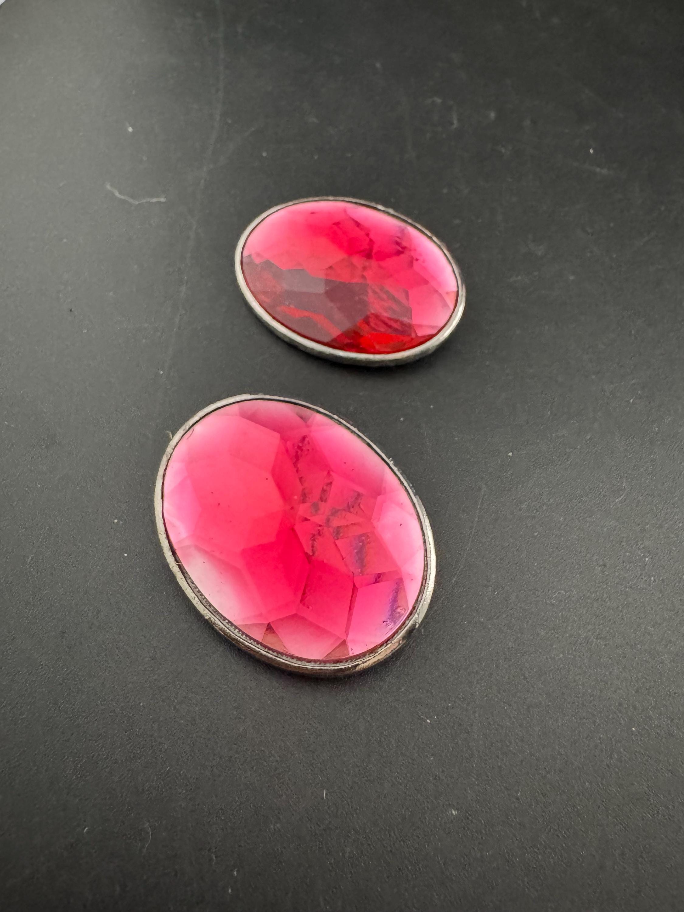 Vintage pair of silver tone hot bright pink gemset oval shoe clips , Glass diamante rhinestone paste shoe trims with stones