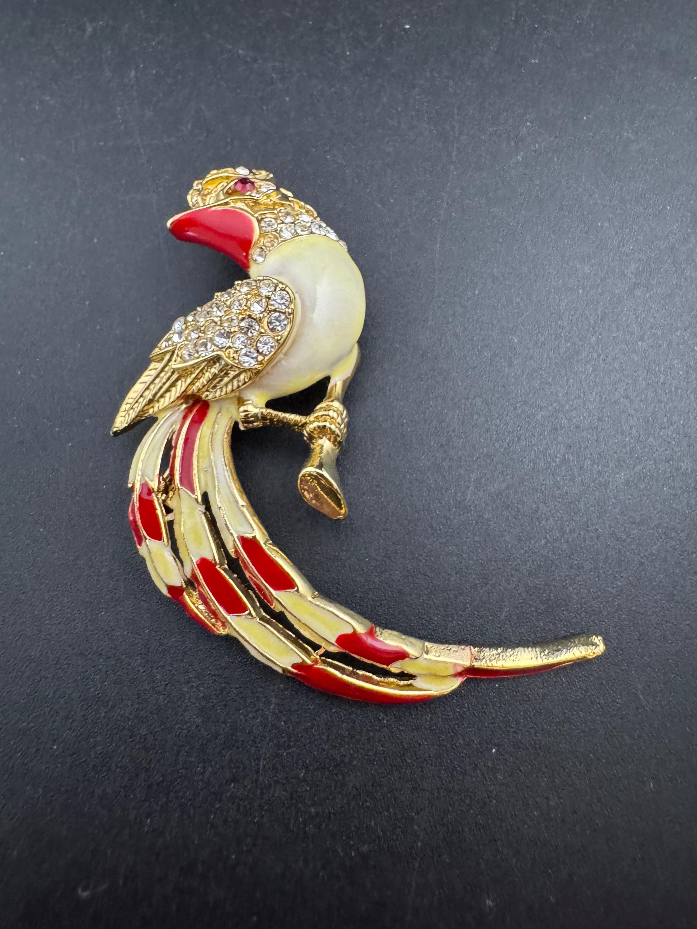 Vintage Tropical Parrot firecrest brooch set with Paste diamanté and red and cream Enamel gold tone metal 1980s