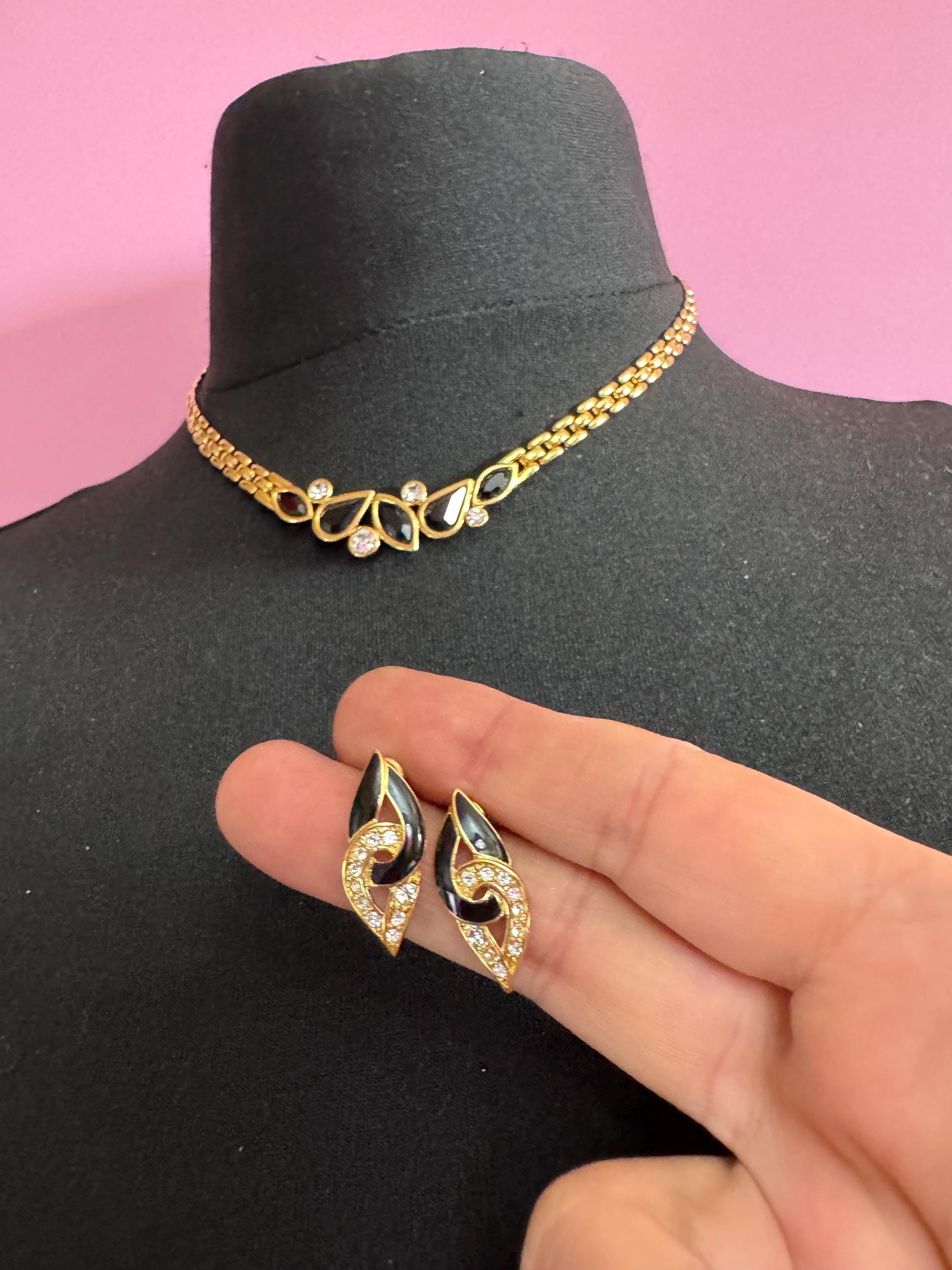 Signed TRIFARI designer black enamel crystal set necklace and matching earring set, Vintage 43cm