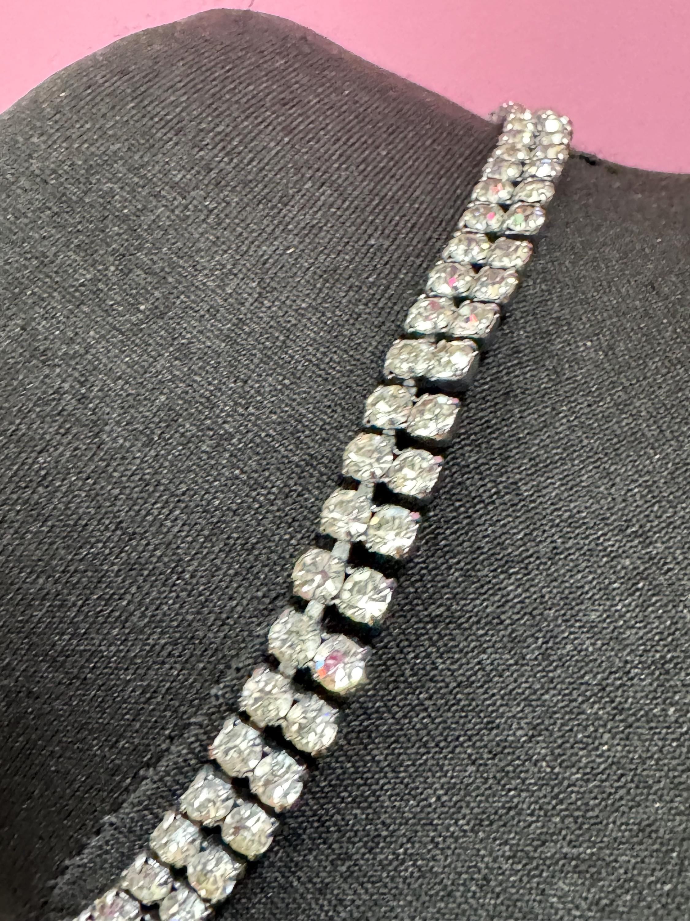 Dainty sit on the neck petite 39cm vintage clear diamanté rhinestone crystal silver tone choker necklace mid century