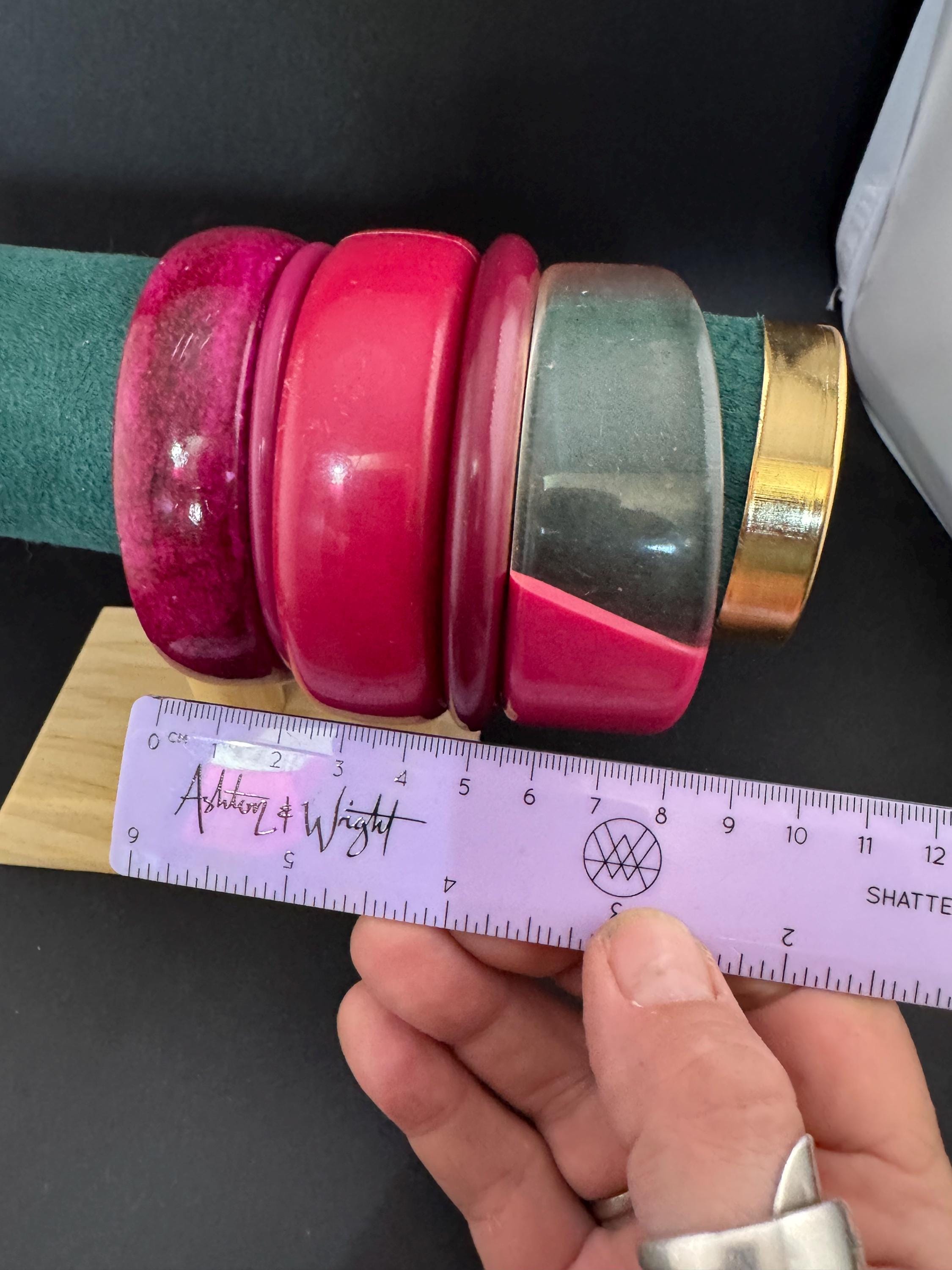 Vintage stack of pink purple plastic bangles retro acrylic bracelets