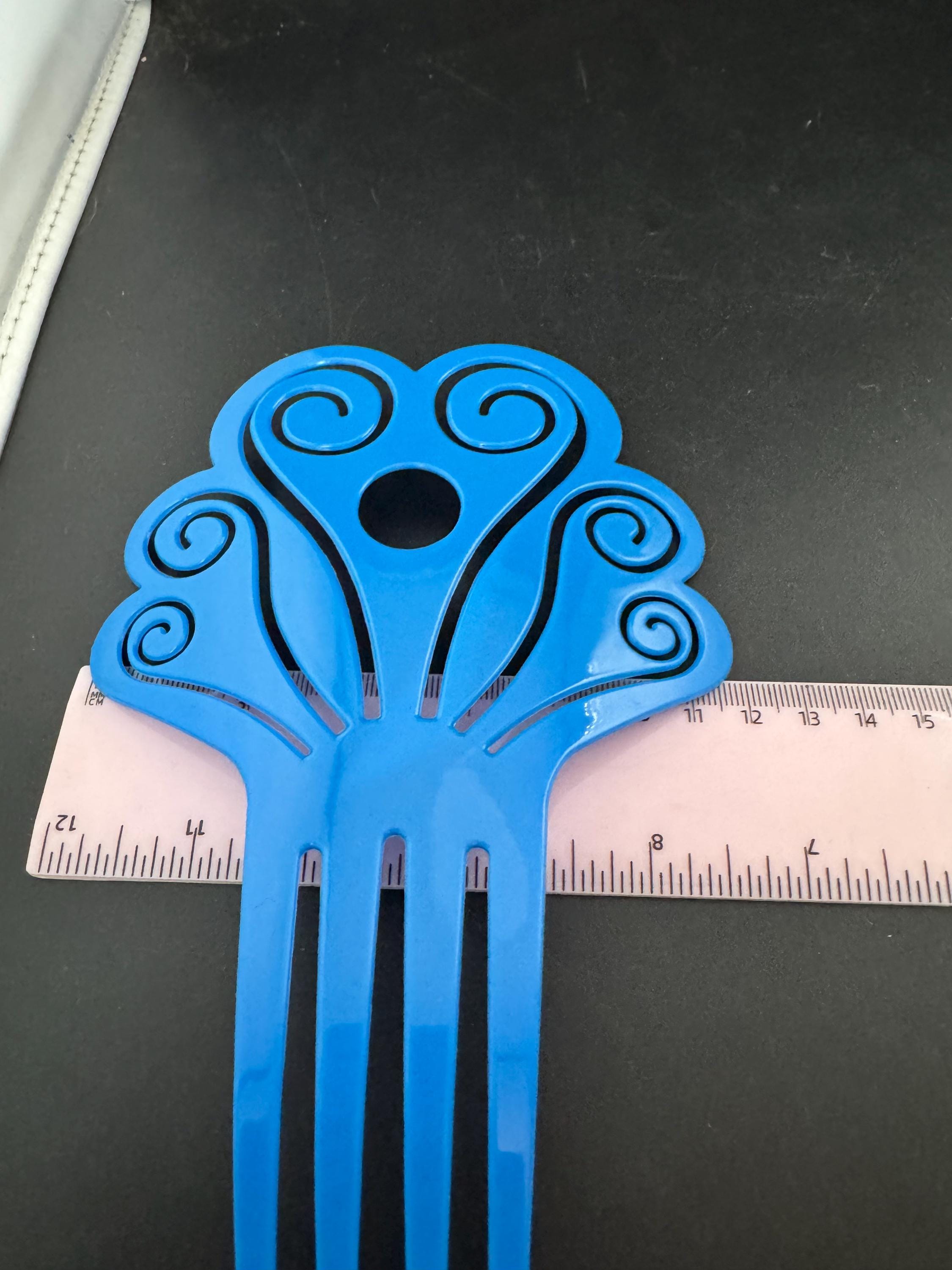 vintage large BLUE openwork plastic traditional Spanish peineta hair comb, mantilla