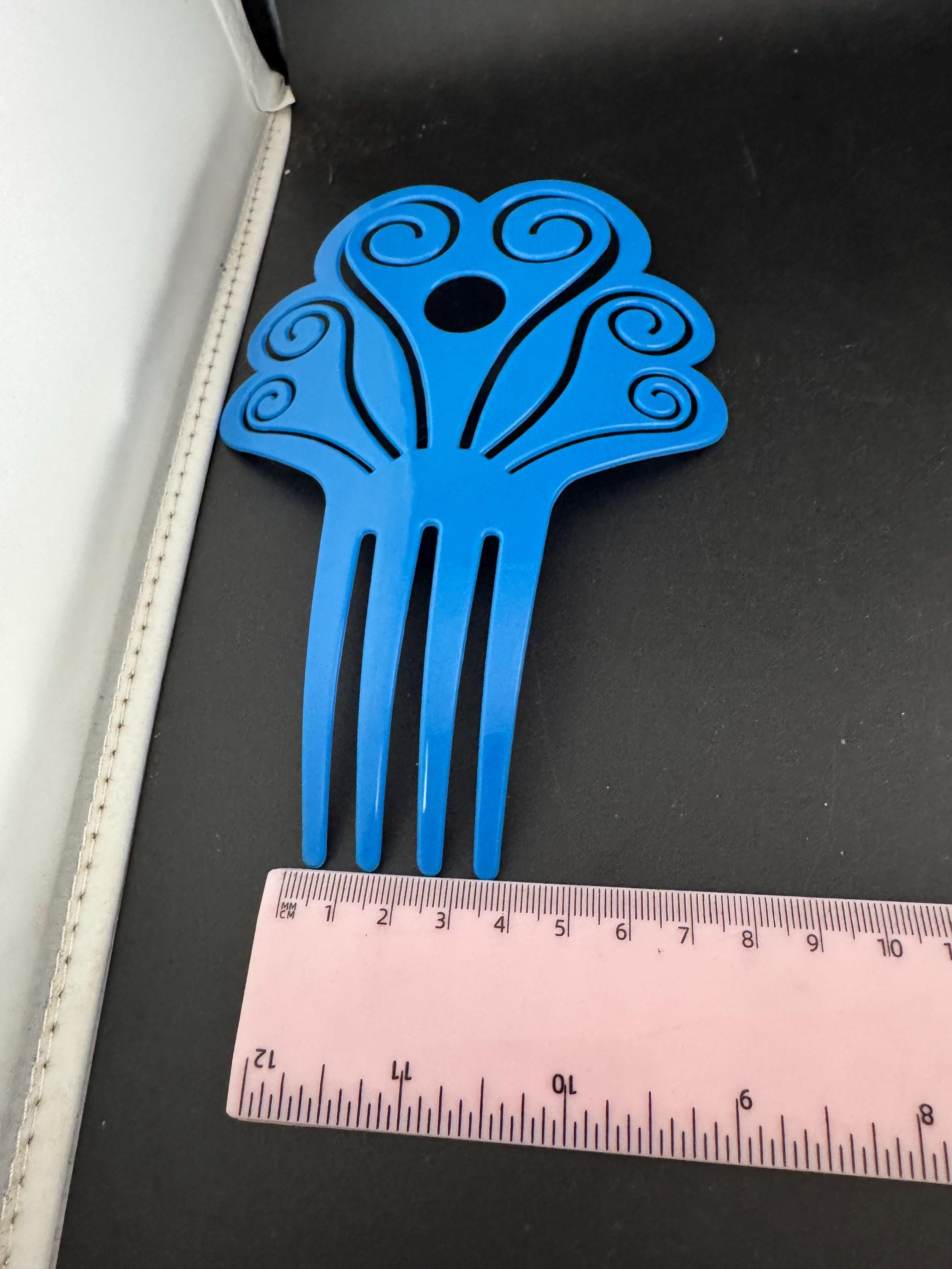 vintage large BLUE openwork plastic traditional Spanish peineta hair comb, mantilla